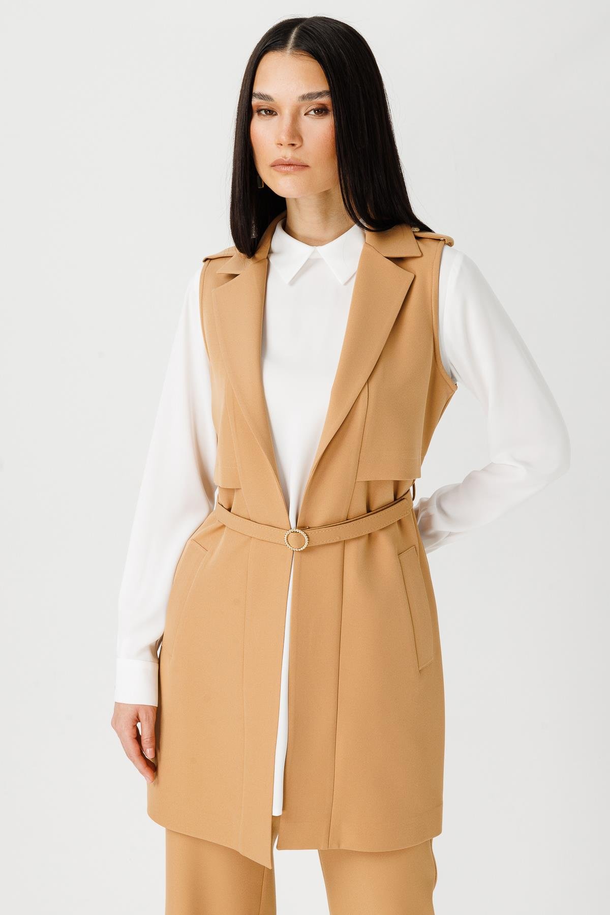 Aller Detaylı İnce Kemerli Yelek Pantolon Tunik  Camel