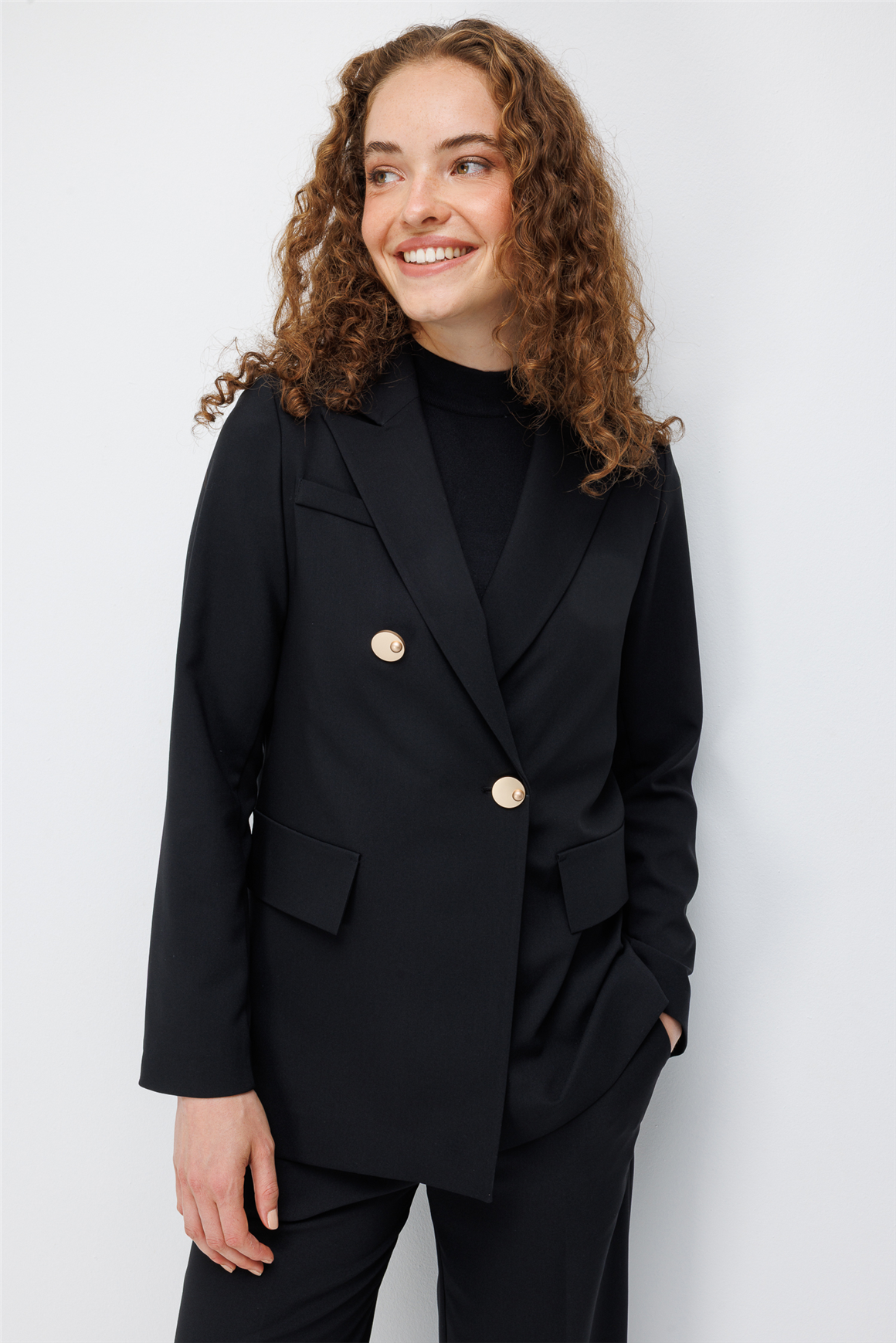 Asimetrik Düğme Detaylı Blazer Takım  Siyah