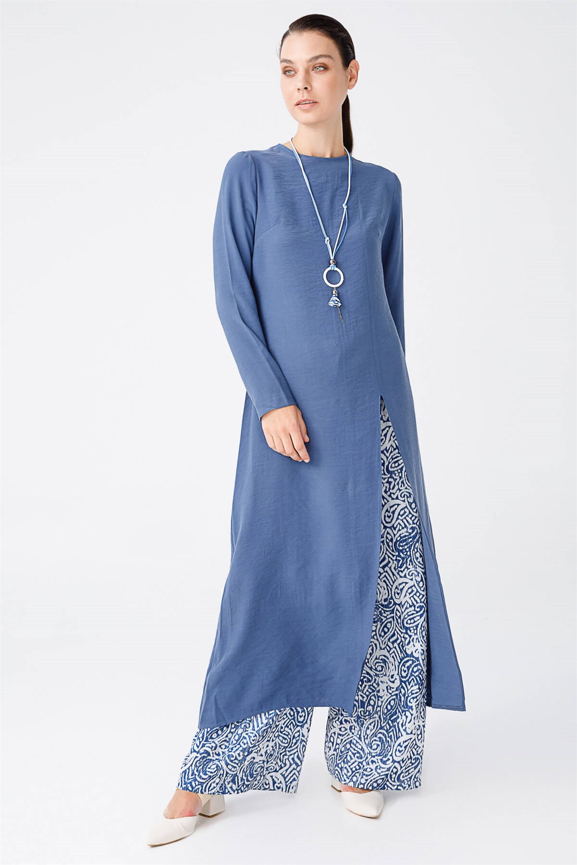 Batik Desenlı Önü Yırtmaçlı Takım  İndigo