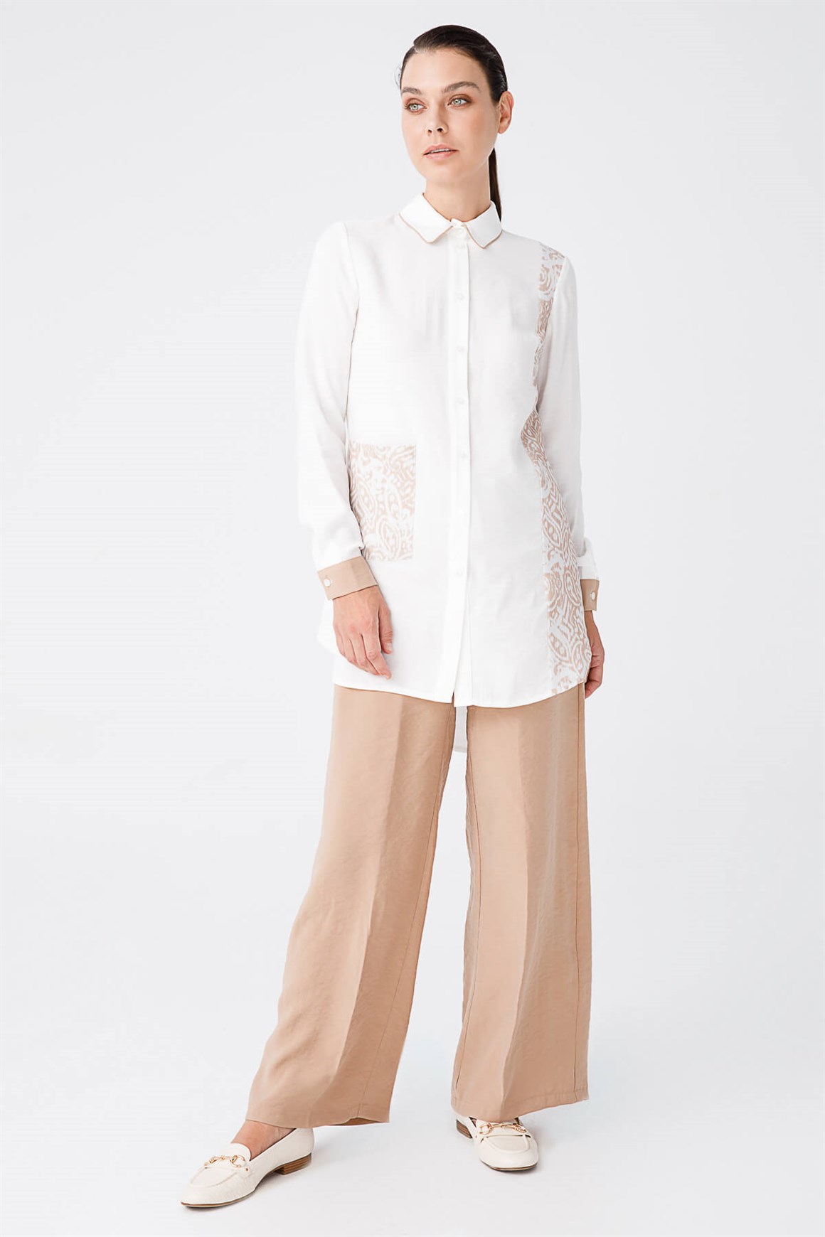 Batik Desenli Tunik Pantolonlu Takım  Vizon