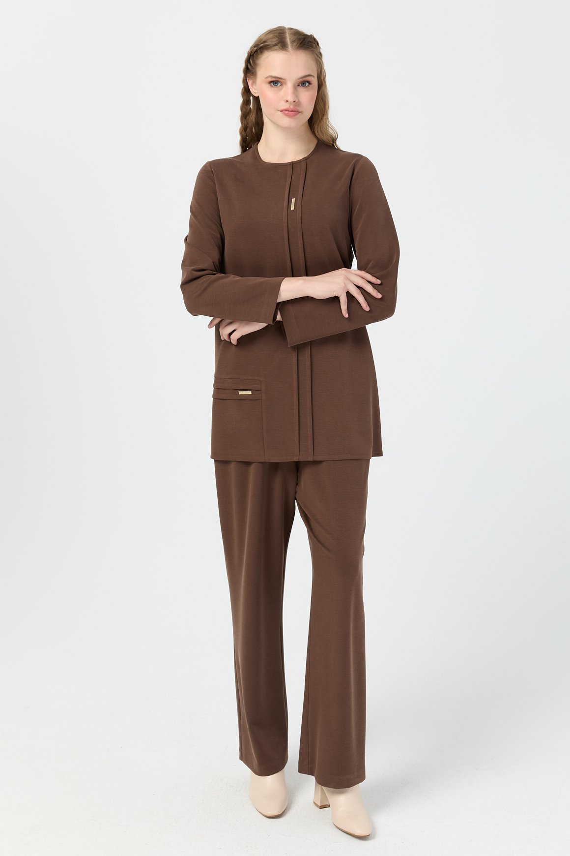 Brit Detaylı Doğal Elyaflı Pantolonlu Takım  Kahve