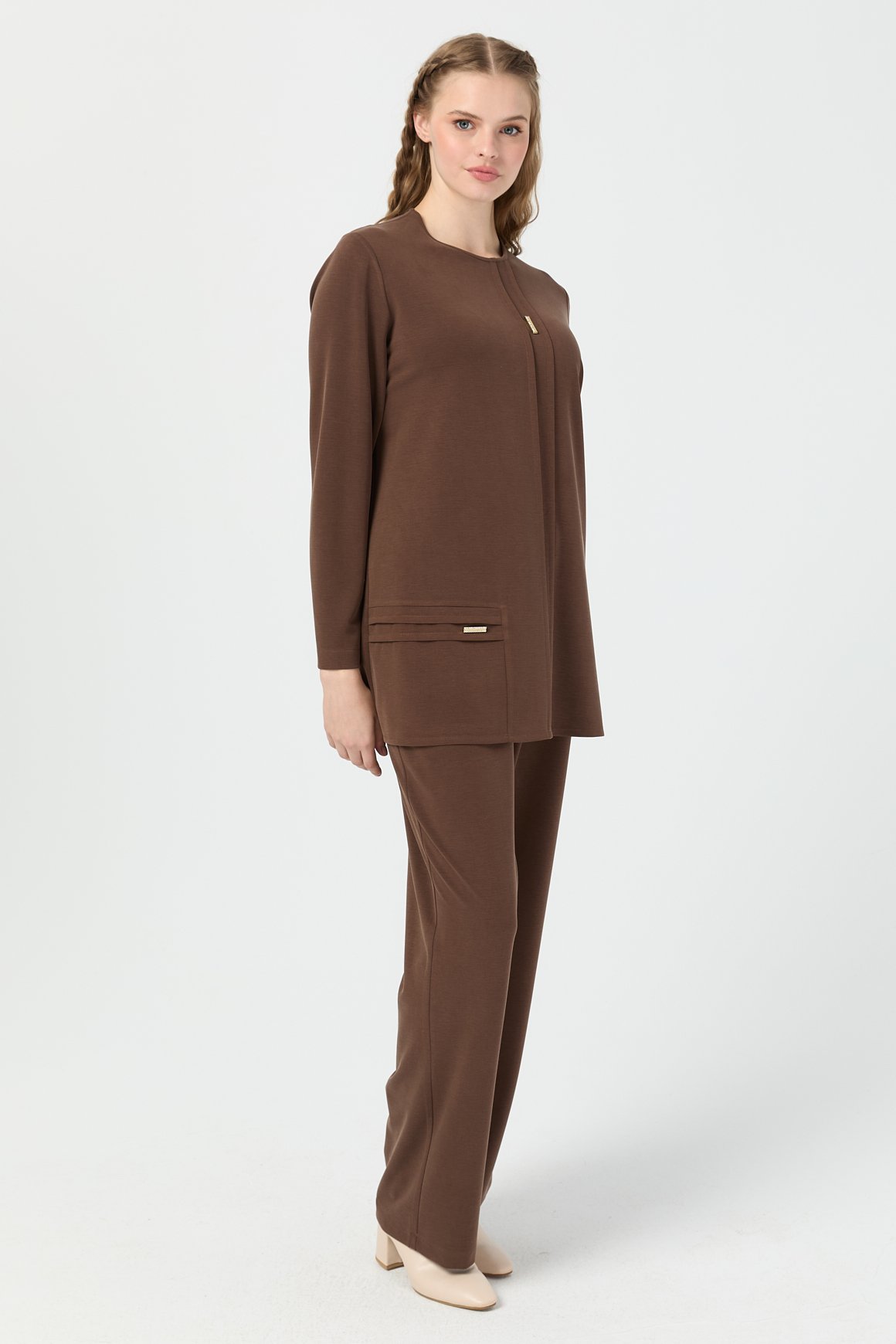 Brit Detaylı Doğal Elyaflı Pantolonlu Takım  Kahve
