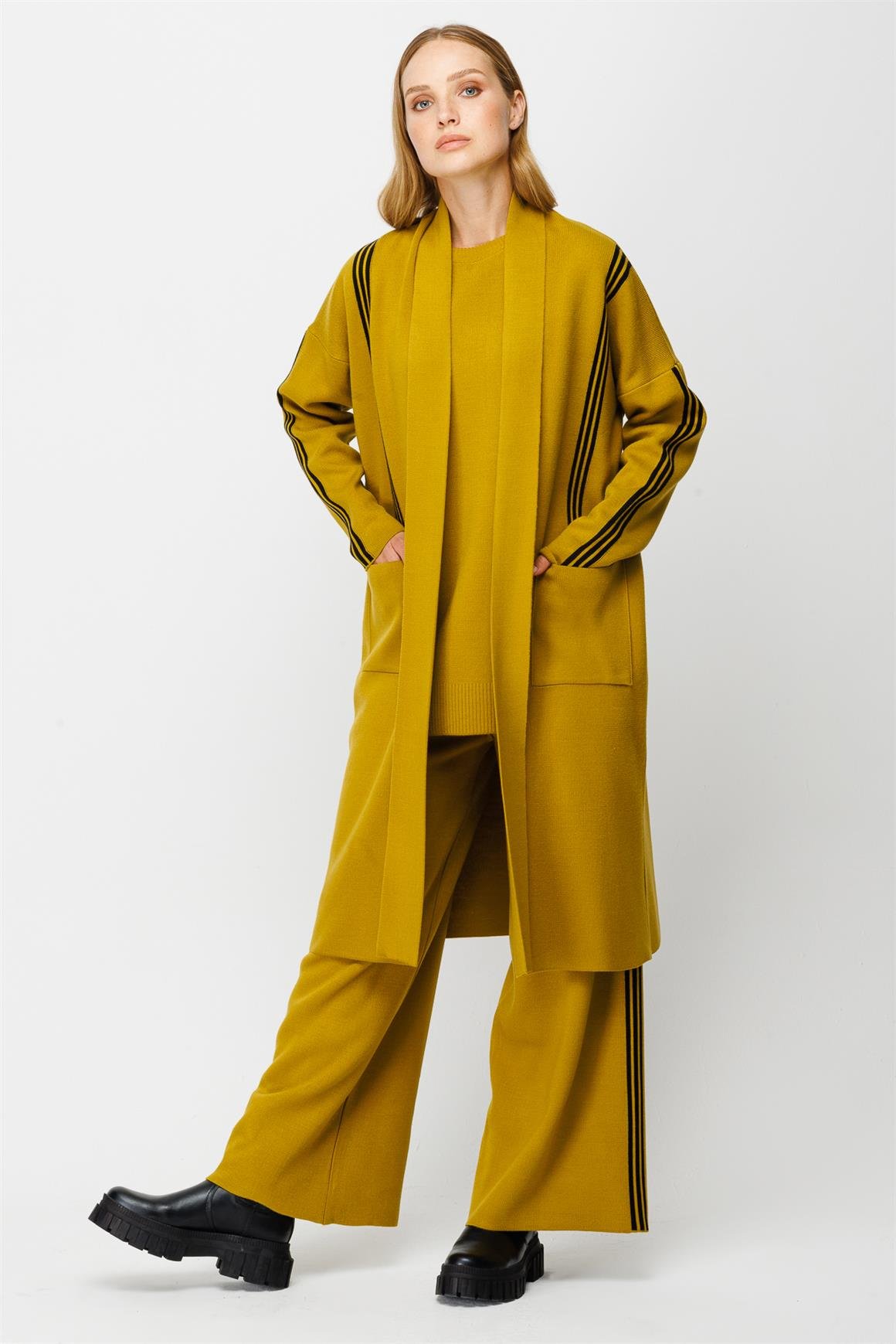 Çizgi Detaylı Triko Pantolonlu Takım  Fıstık Yeşili