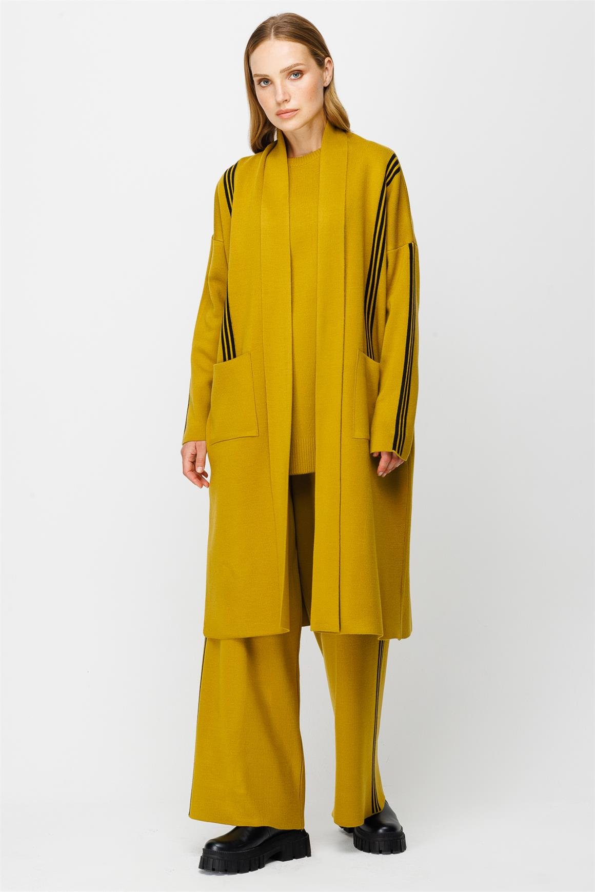 Çizgi Detaylı Triko Pantolonlu Takım  Fıstık Yeşili