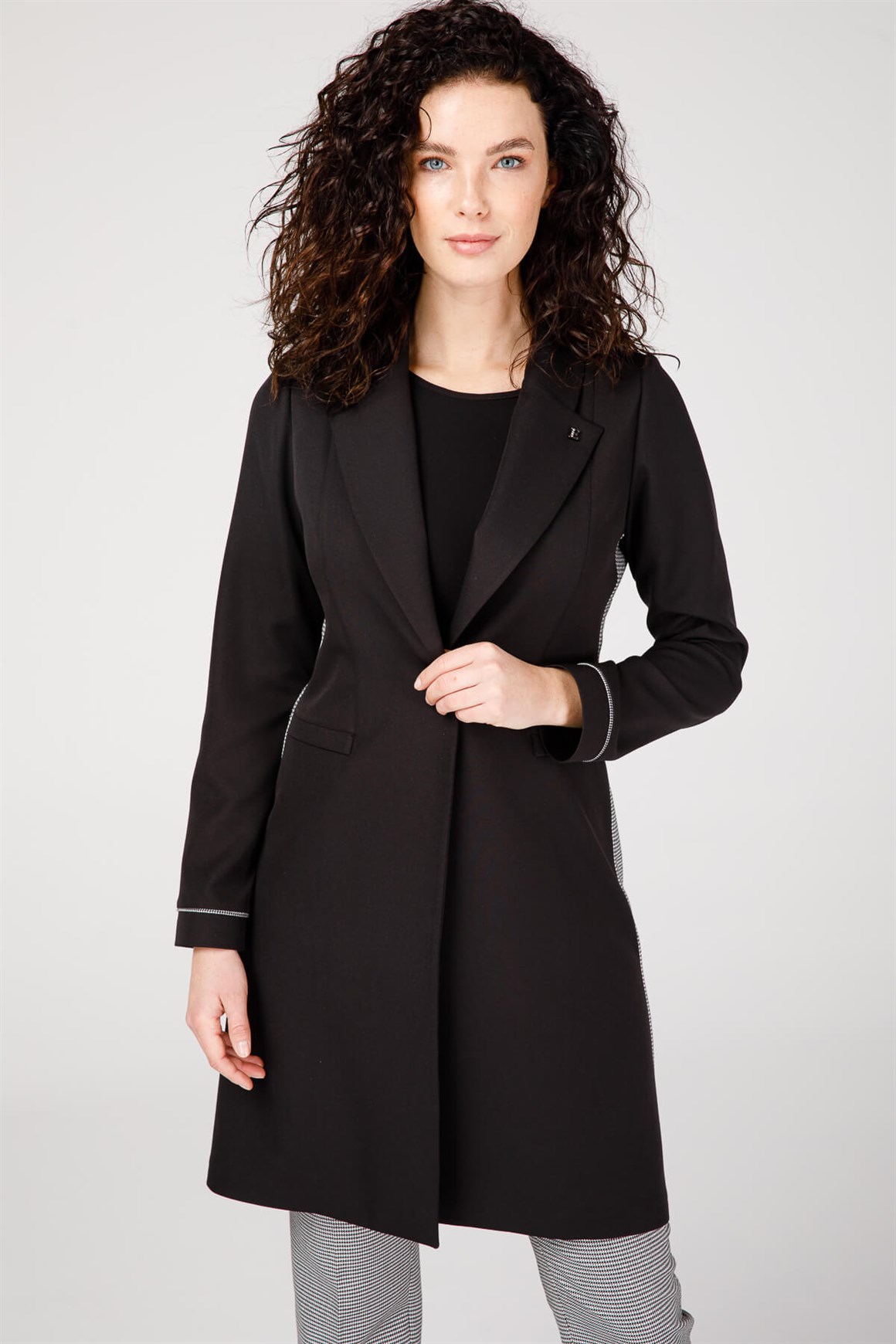 Erkek Yakalı Kaz Ayak Desen Kombinli Pantolon Ceket Takım  Siyah