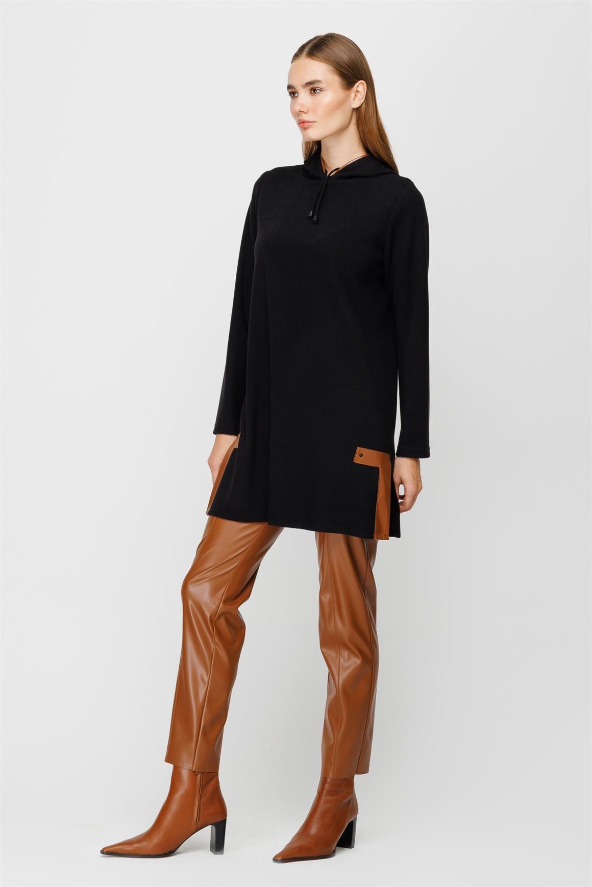 Fitilli Örme Kumaştan Kapişonlu Deri Detaylı Pantolon Tunik Takım  Siyah