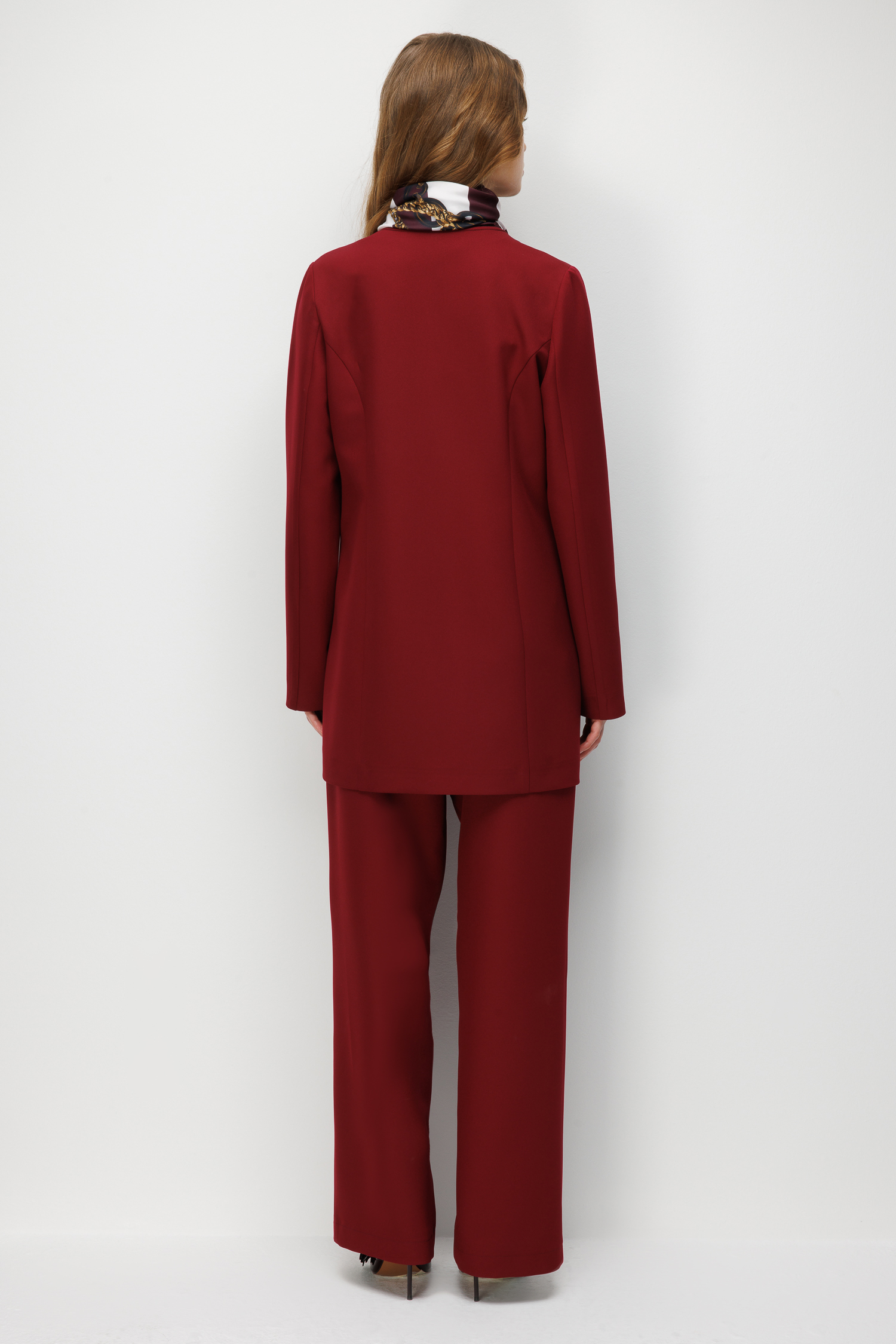 Kilit DEtaylı Eşarplı Takım  Bordo