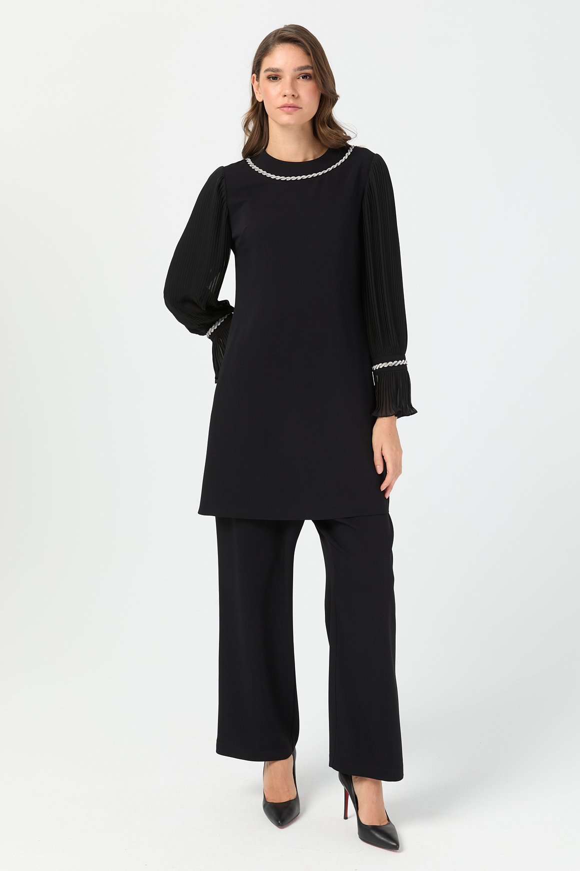 Kolları Piliseli Pantolonlu Takım  Siyah