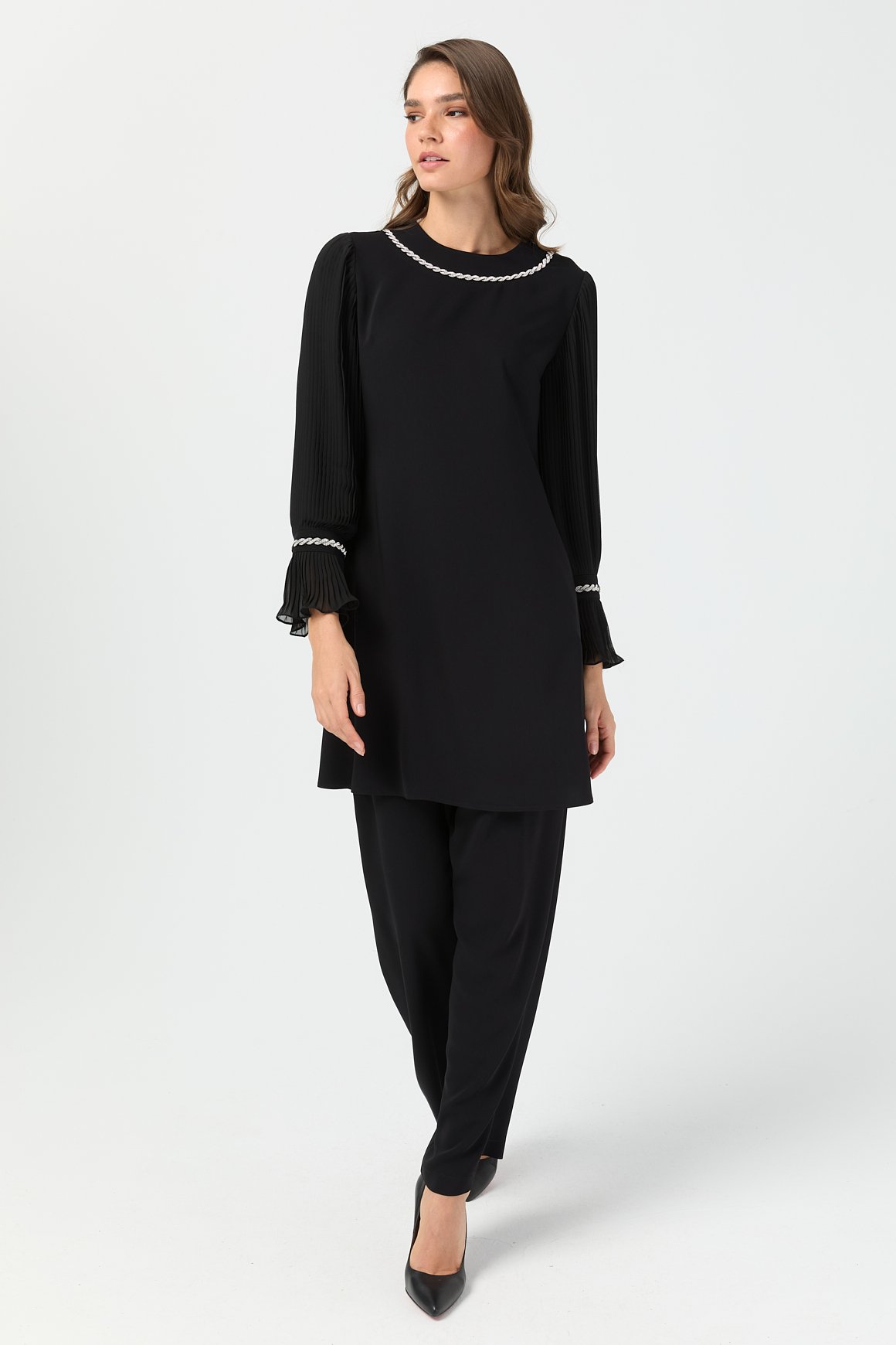 Kolları Piliseli Pantolonlu Takım  Siyah