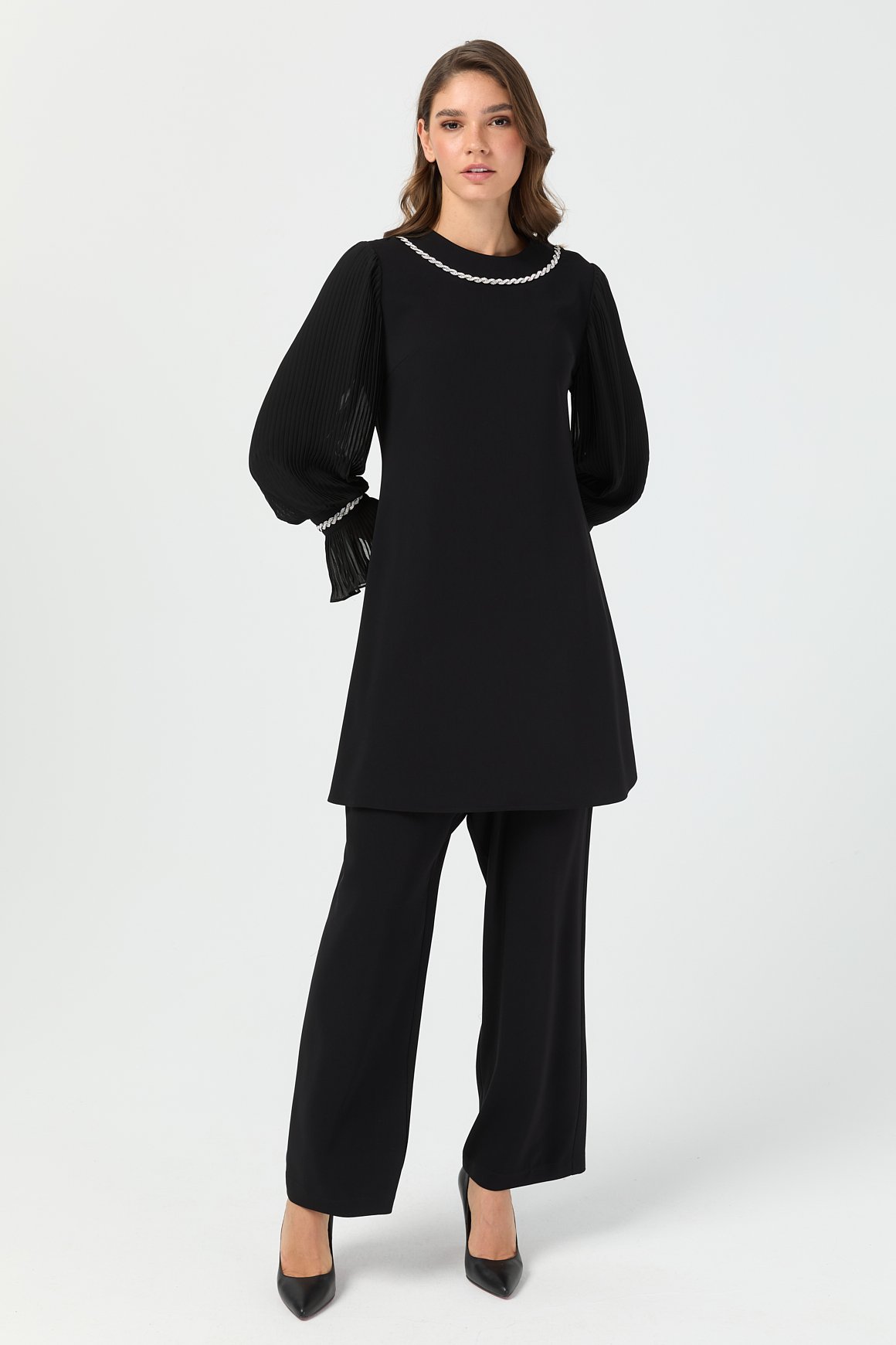 Kolları Piliseli Pantolonlu Takım  Siyah