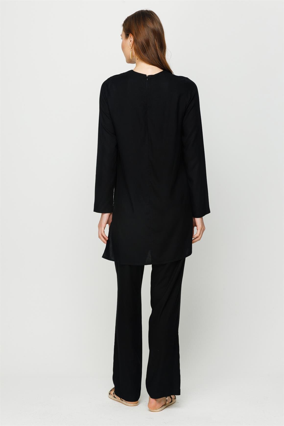 Önü Şerit Aksesuar Detaylı Pantolon Tunik Takım  Siyah
