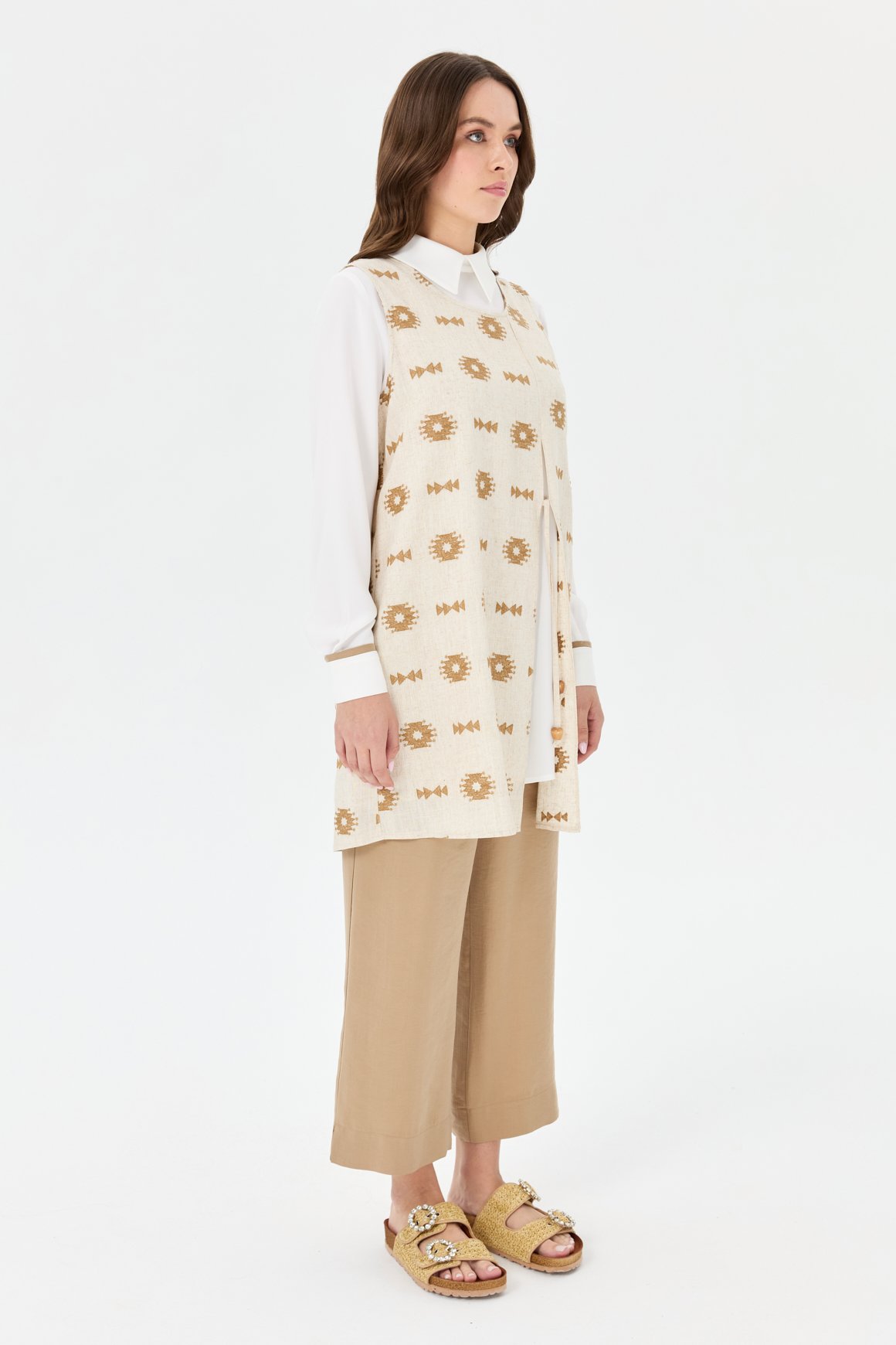 Retro Desenli Pantolonlu Takım  Bej