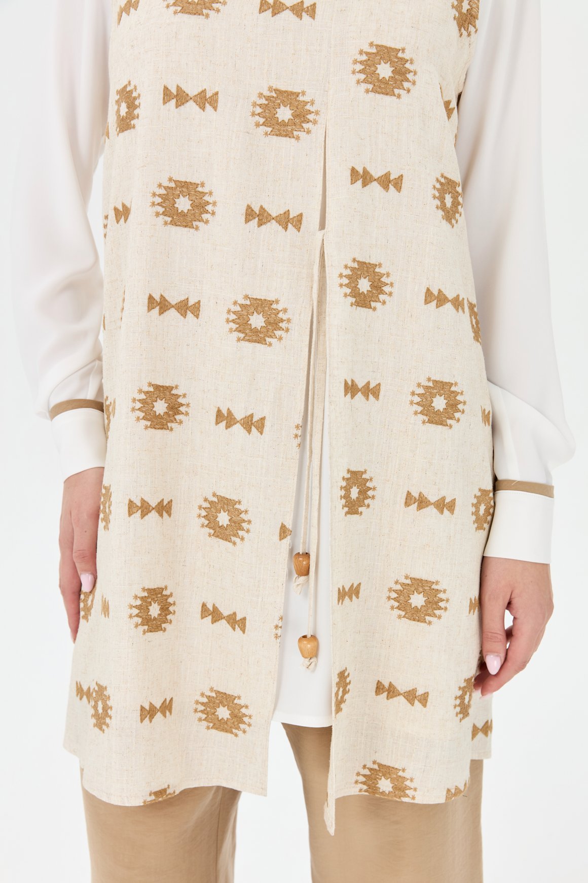 Retro Desenli Pantolonlu Takım  Bej