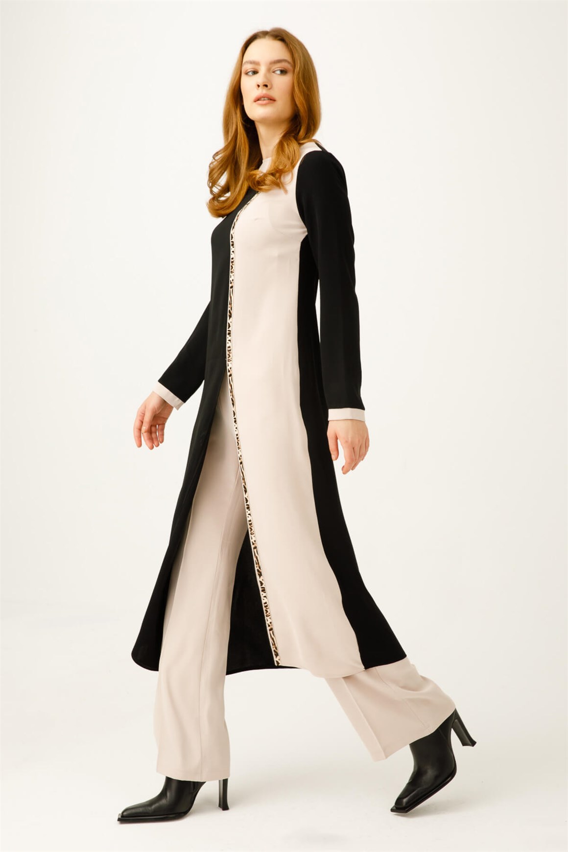 Şerit Leopar Aksesuarlı Pantolonlu Takım  Taş