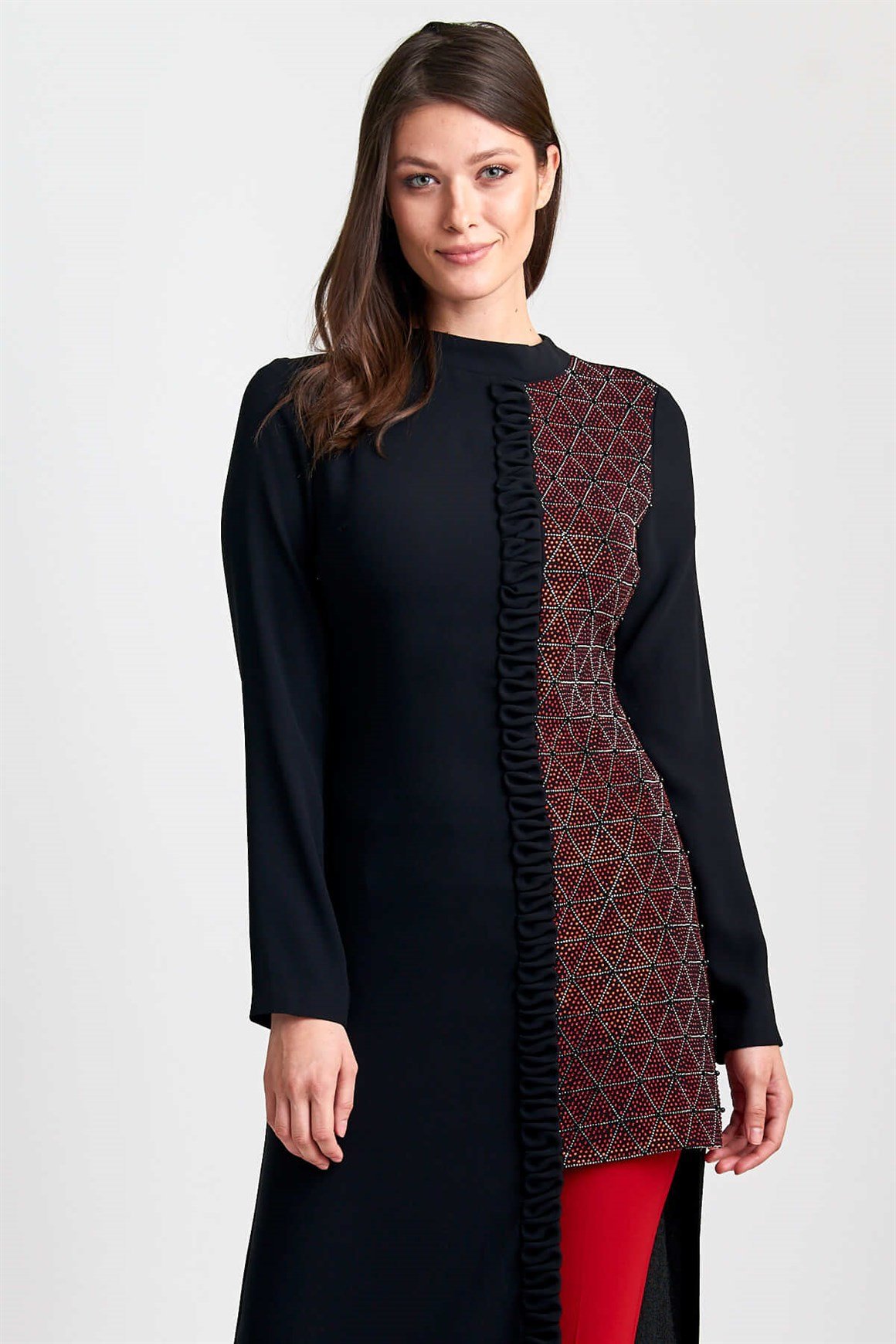 Siyah Asimetrik, Sol Beden Taşlı Hakim Yakalı Elbise