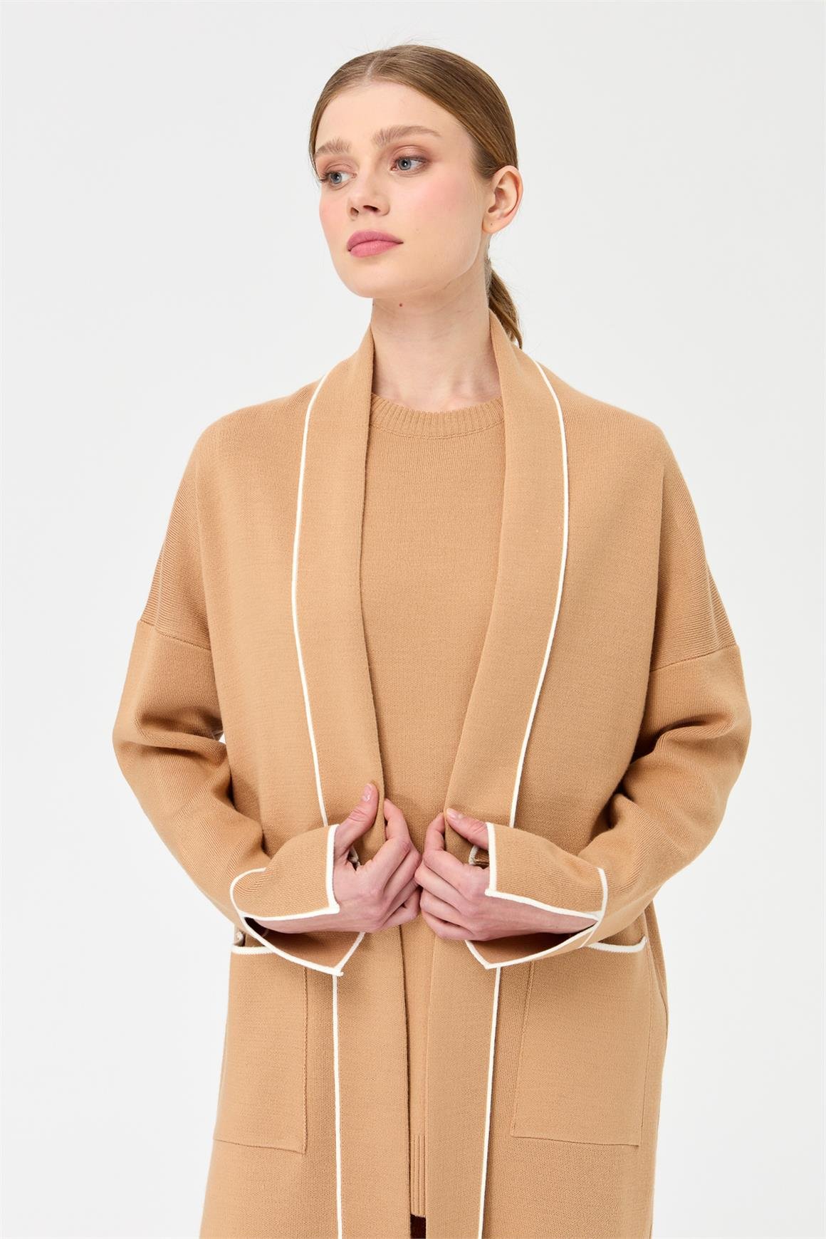 Üçlü Triko Pantolonlu Takım  Vizon