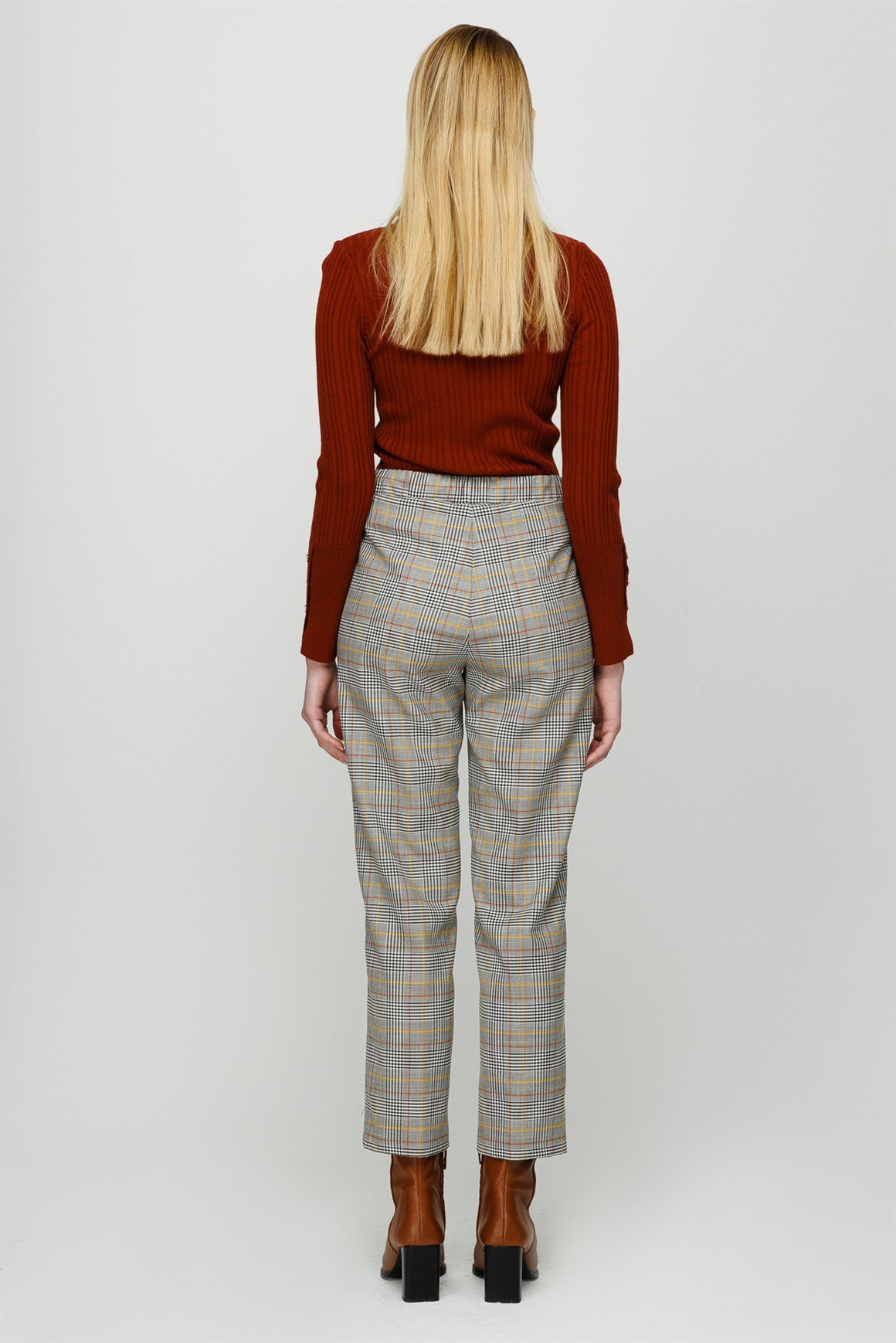 Rahat Korsajlı Beden Ayarlamalı Ekose Desenli Pantolon  Safran