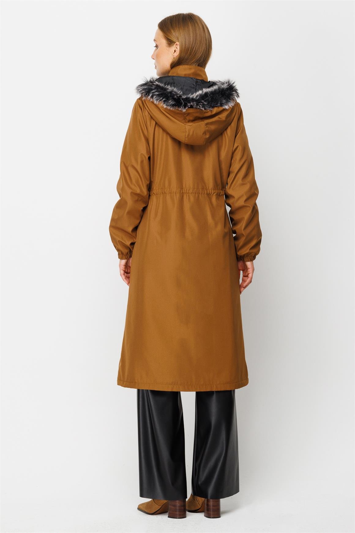 Dikiş Detaylı Ara Boy Parka  Taba