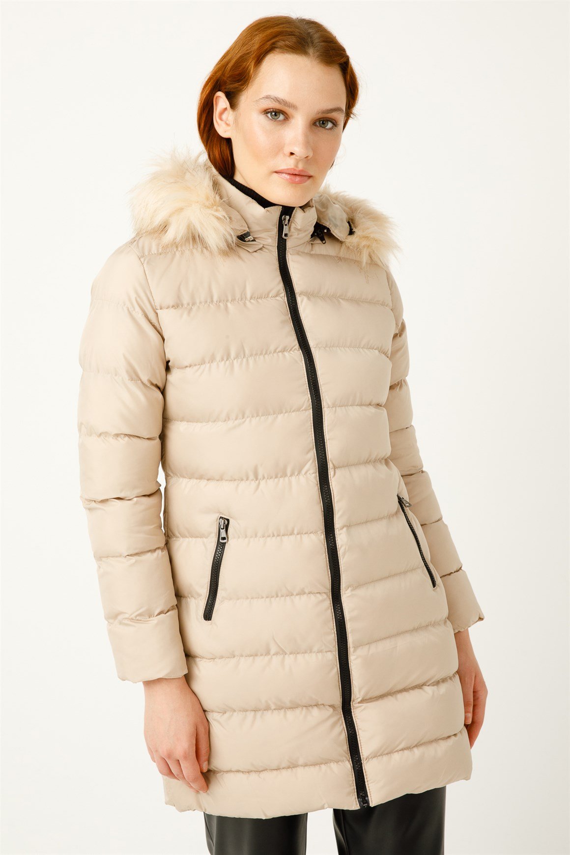 Ara Boy Kapişonlu Dolgu Kaban  Bej