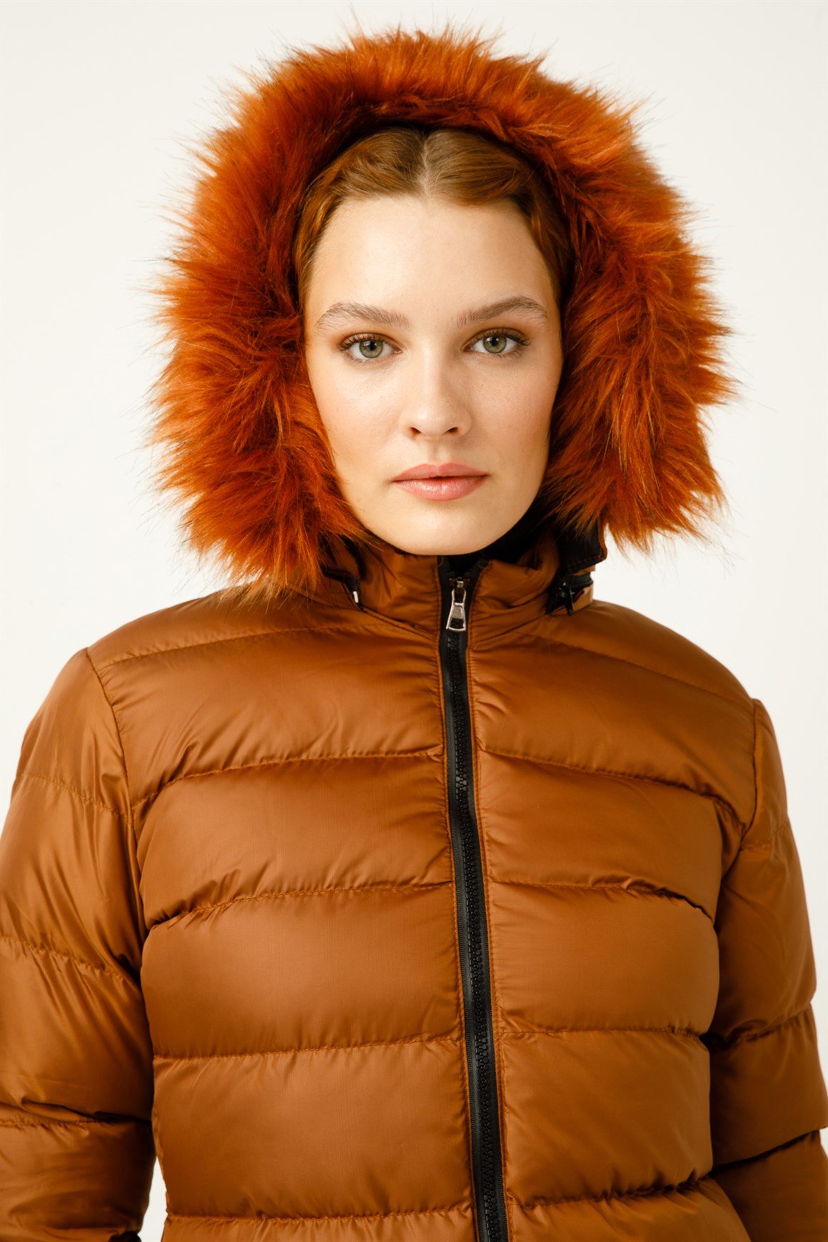 Ara Boy Kapişonlu Dolgu Kaban  Taba