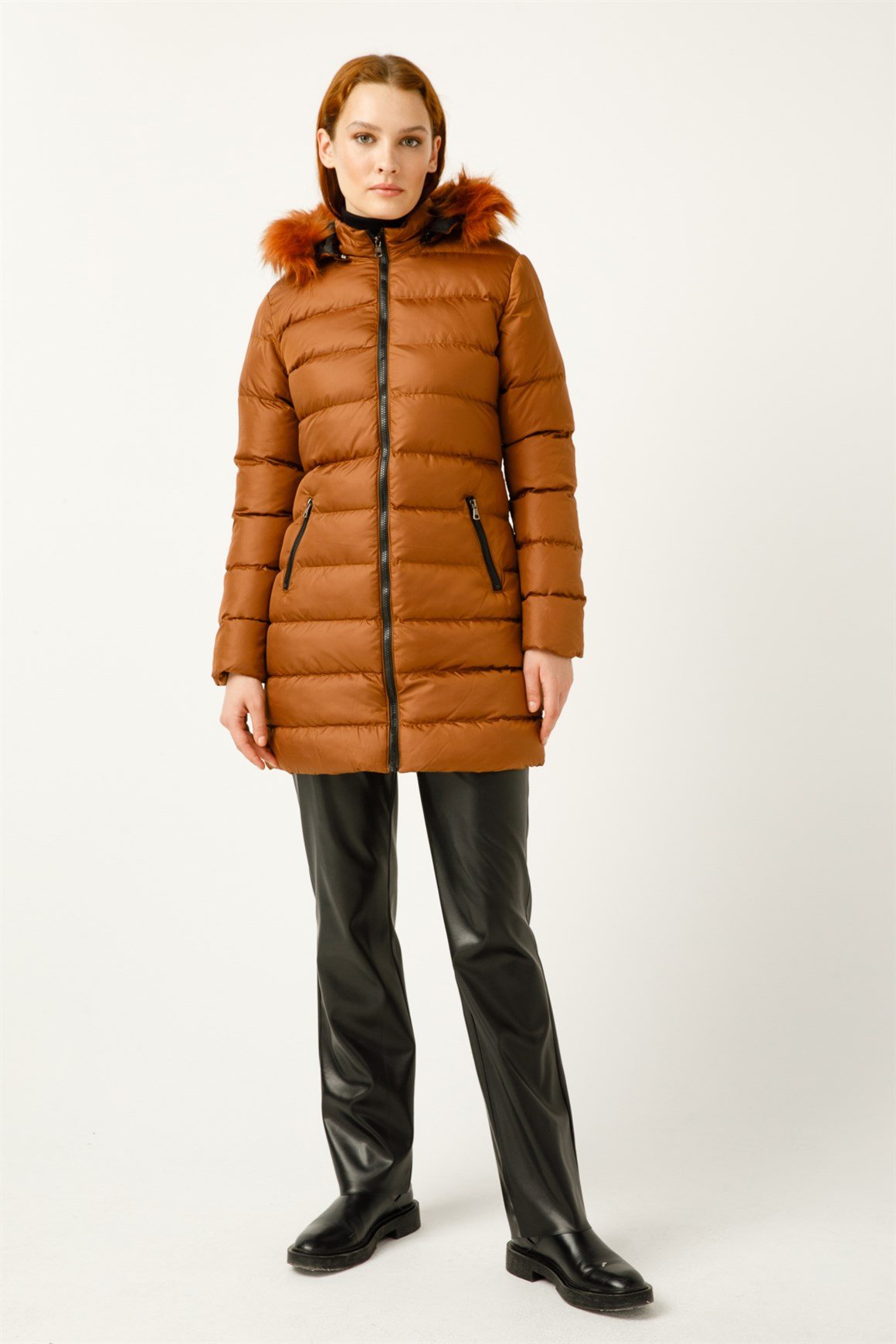 Ara Boy Kapişonlu Dolgu Kaban  Taba