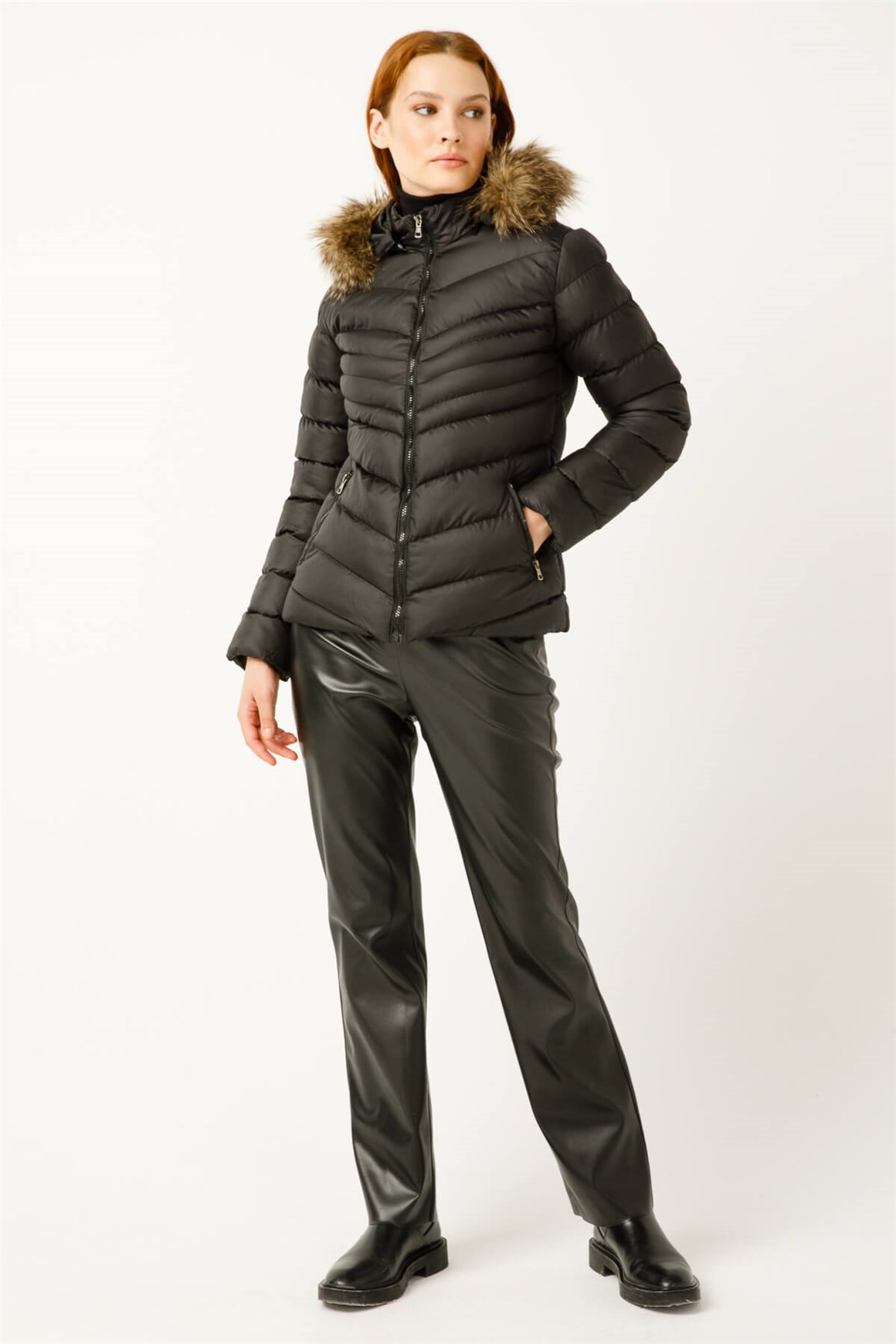 Kısa Boy Dolgu Mont  Siyah