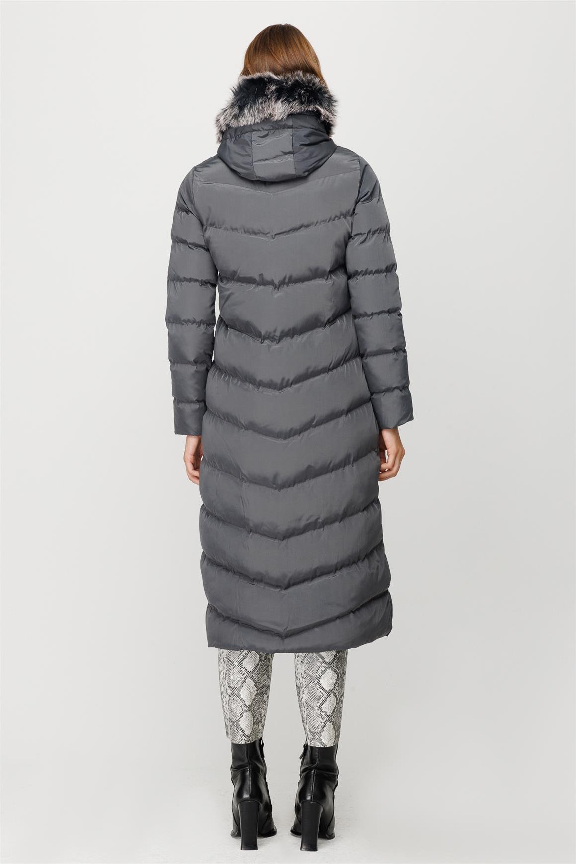 Verev Dikiş Detaylı Kapişon Kenarı Kürk Detaylı Dolgulu Kaban  Antrasit