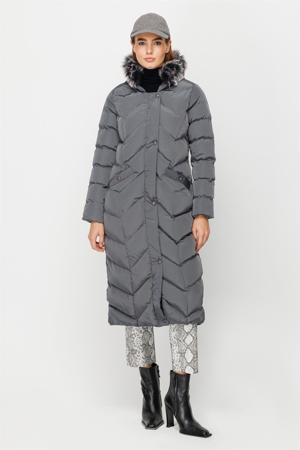 Verev Dikiş Detaylı Kapişon Kenarı Kürk Detaylı Dolgulu Kaban  Antrasit