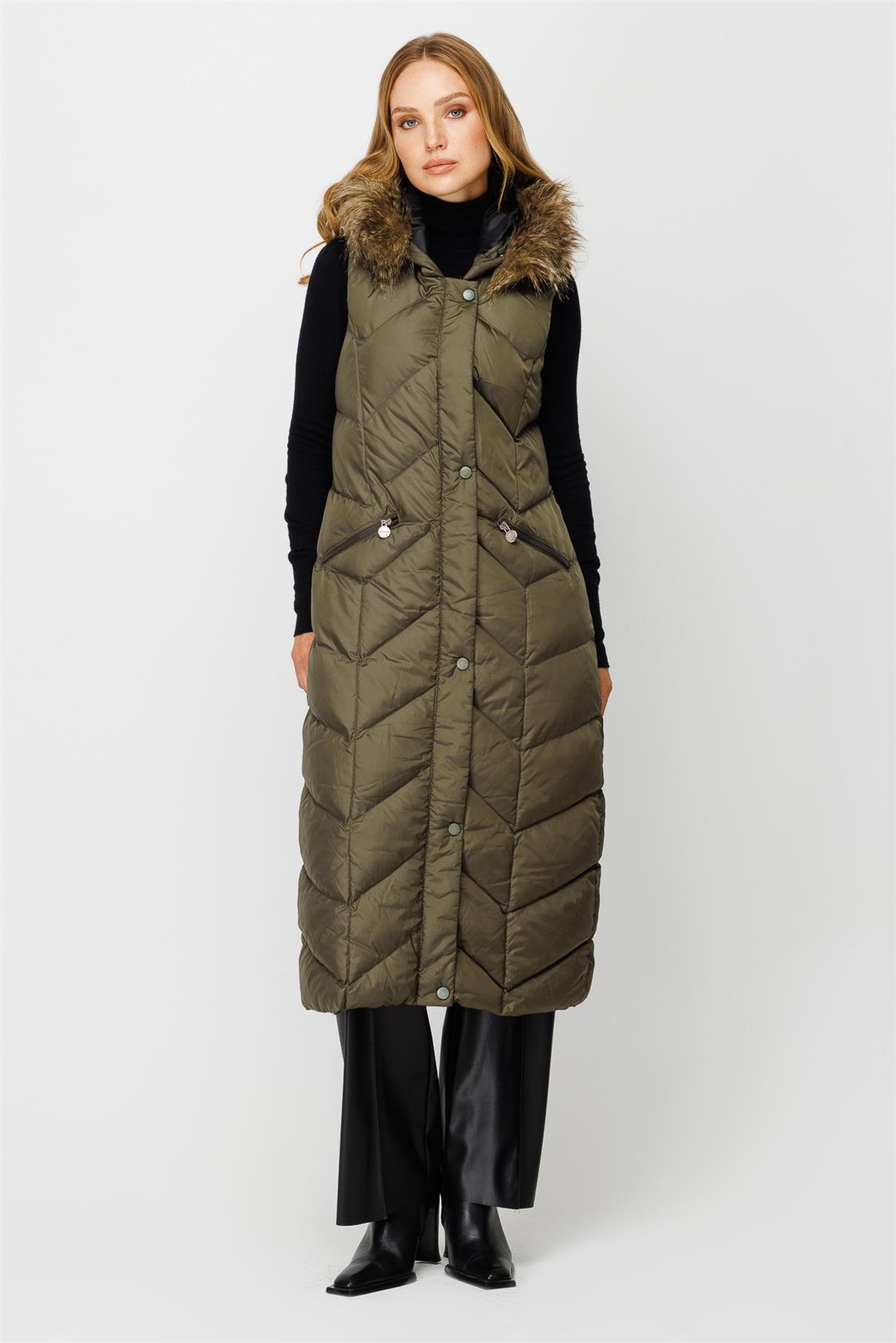 Yaka Kenarı Kürk Detaylı Ara Boy Şişme Yelek  Haki