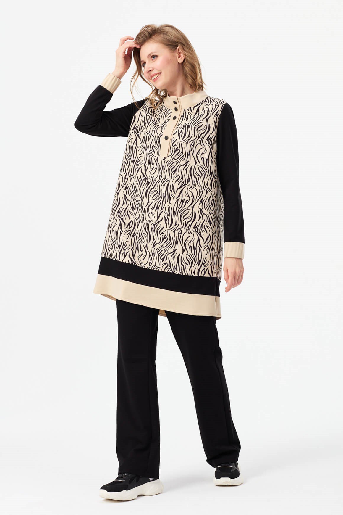 Tiger Desenli Sweatshirt  Bej