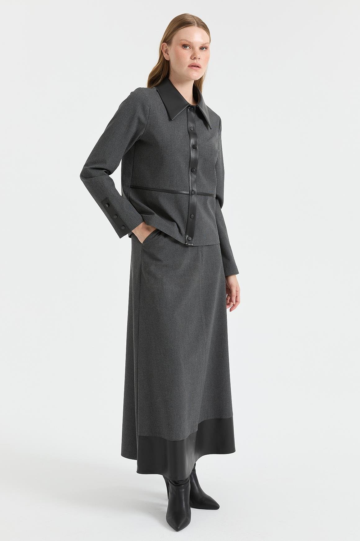 Deri Detaylı Etekli Takım  Antrasit