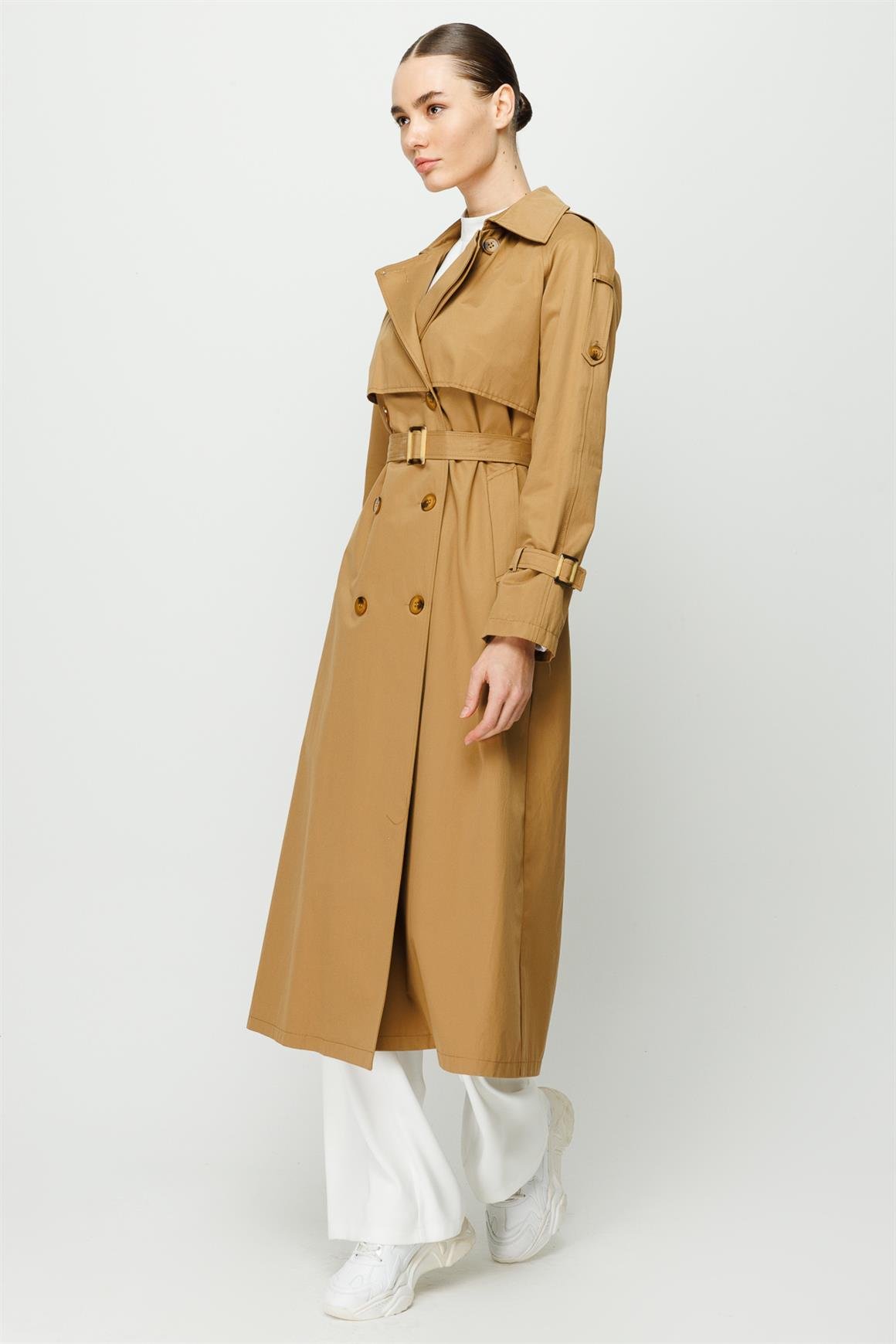 Reglan Kollu Aller Detaylı Kruvaze Kapamalı Trençkot  Camel