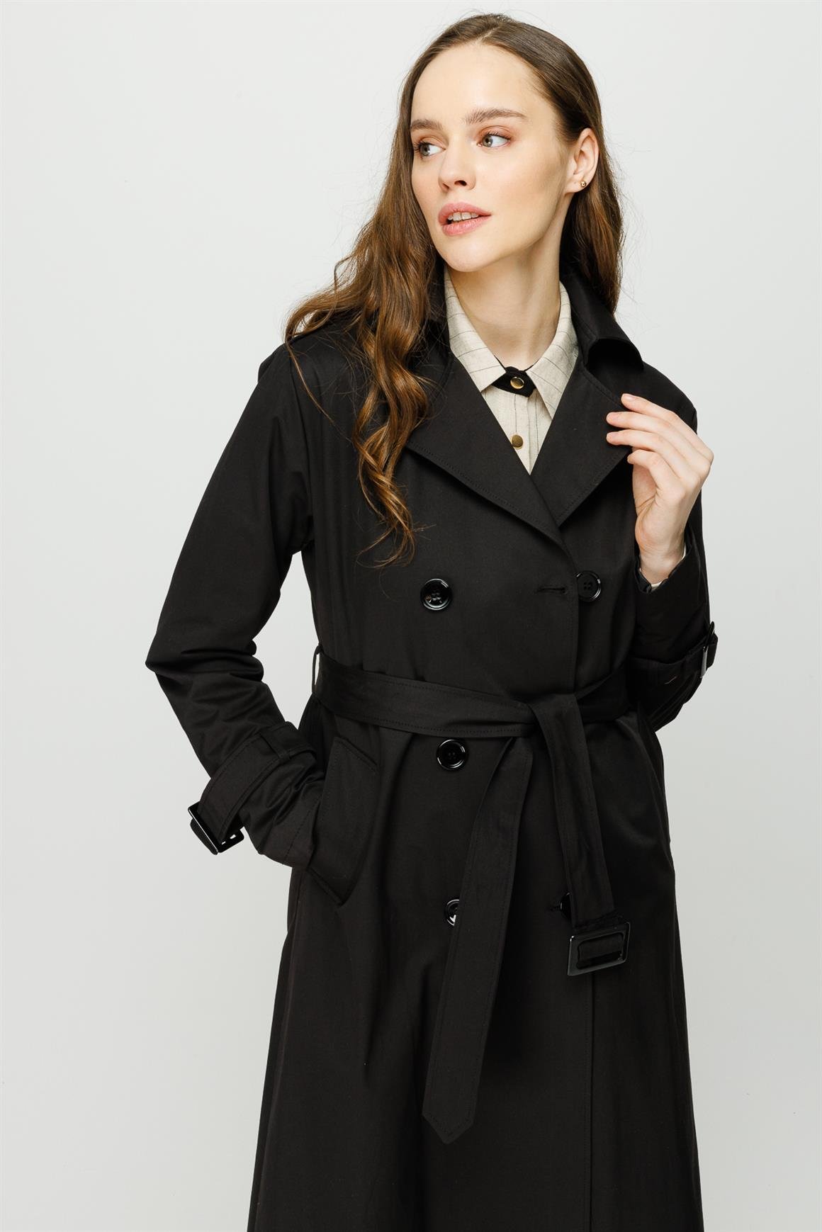 Reglan Kollu Kruvaze Kapamalı Trençkot  Siyah