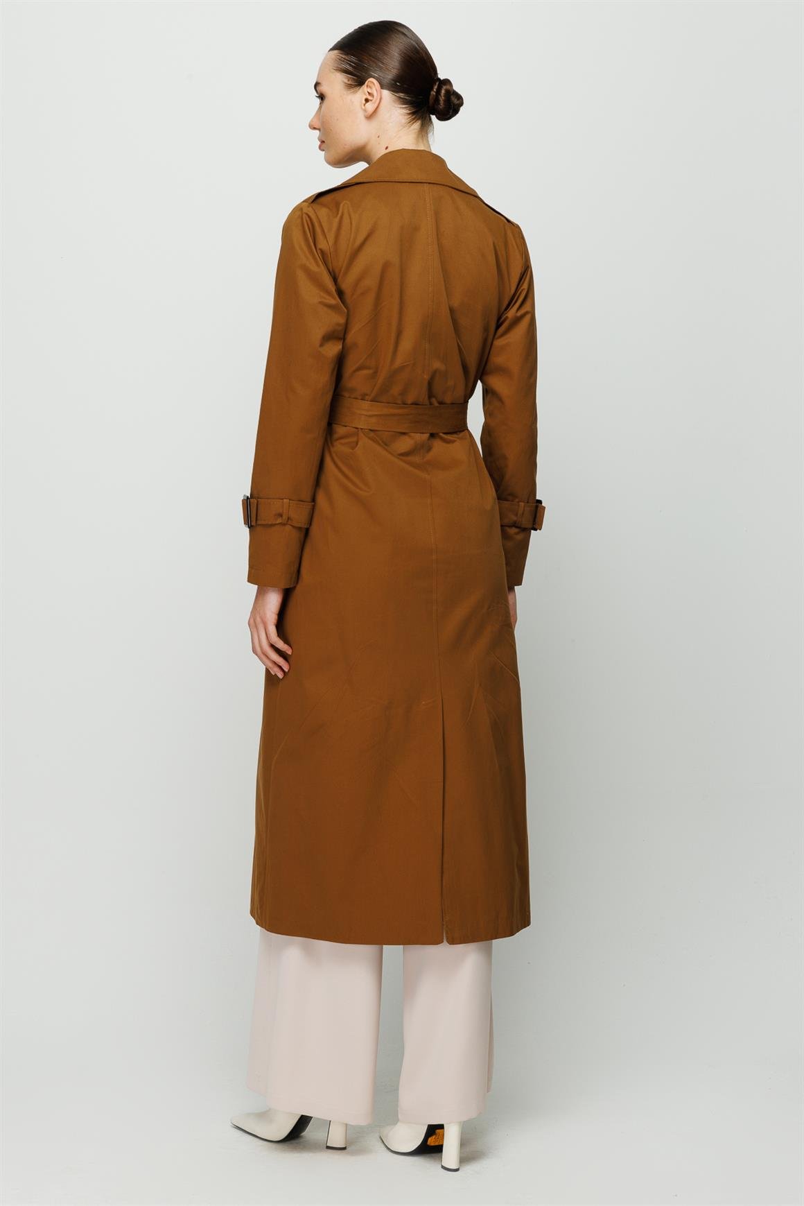 Reglan Kollu Kruvaze Kapamalı Trençkot  Taba