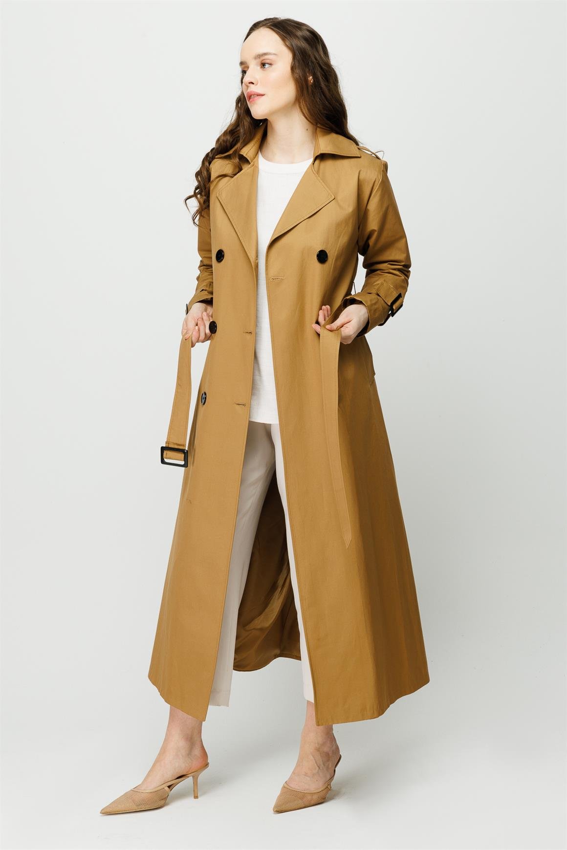Reglan Kollu Kruvaze Kapamalı Trençkot  Camel