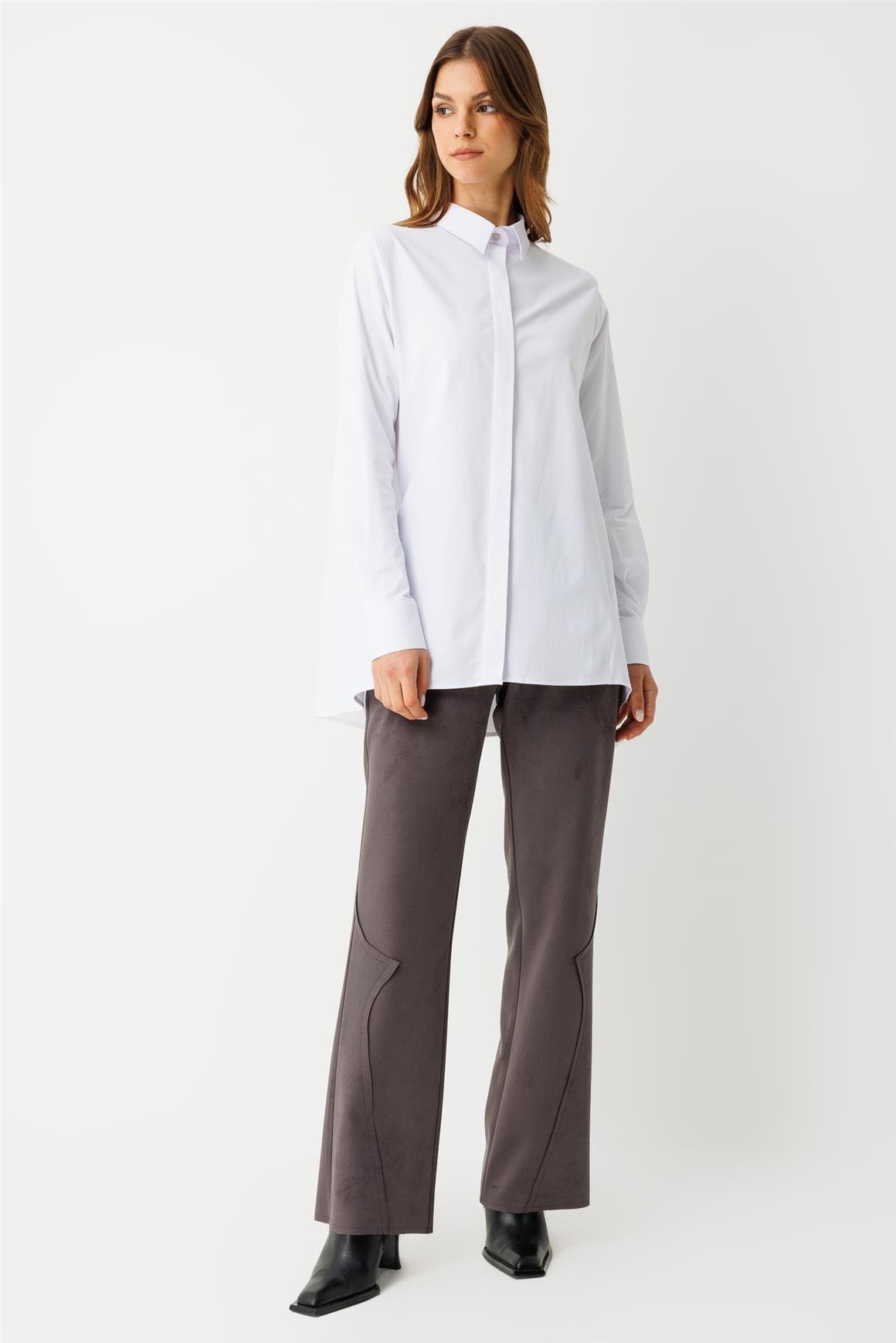 Arkası Dikiş Detaylı Pamuk Gömlek  Beyaz