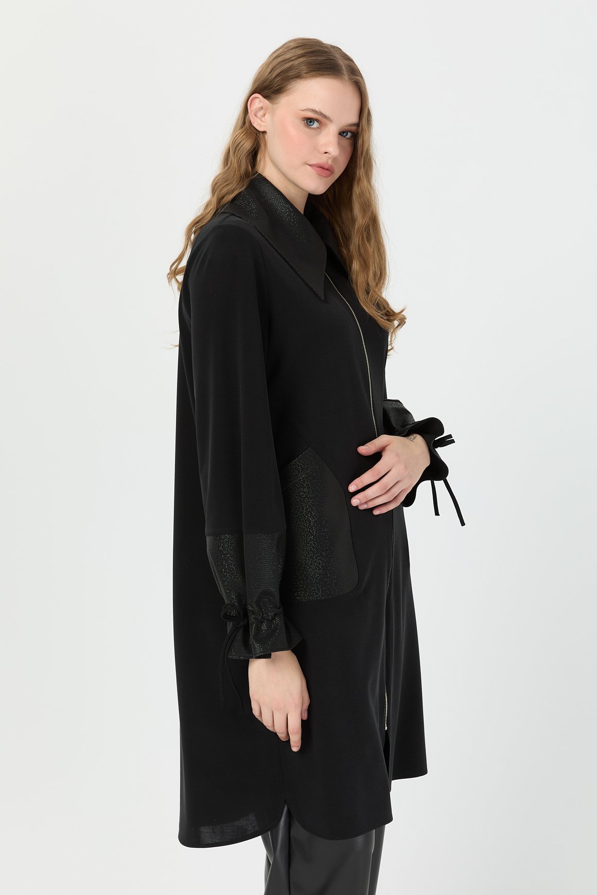 Cep Detaylı Kol Büzgülü Tunik  Siyah