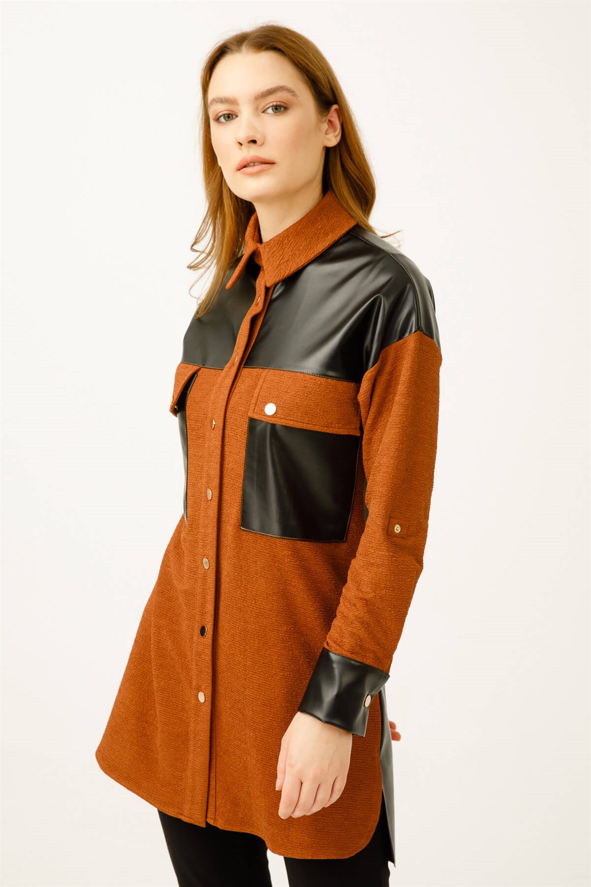 Deri Detaylı Çıt Çıt Kapamalı Tunik  Taba