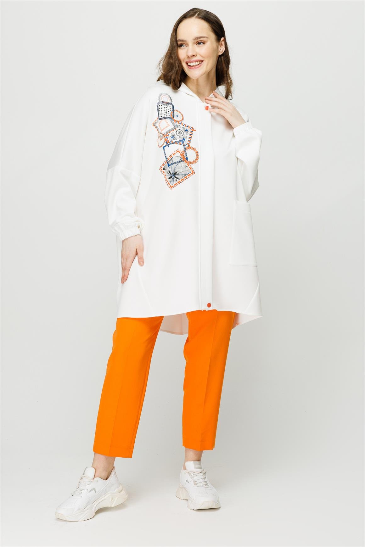 Trend Baskı Detaylı Kapişonlu Oversize Tunik  Ekru