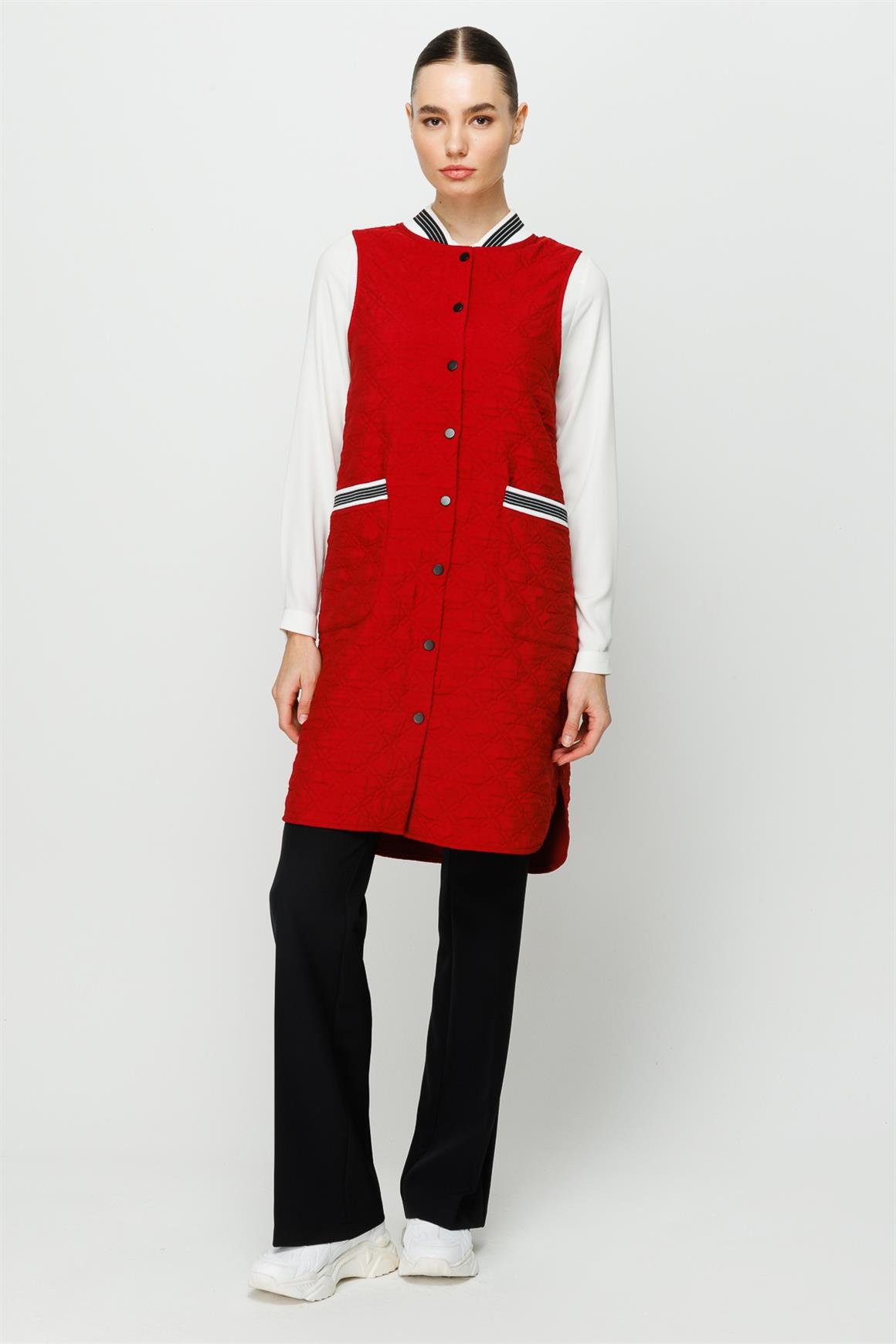 Lightweight Fabric Rib Detailed Vest - Red