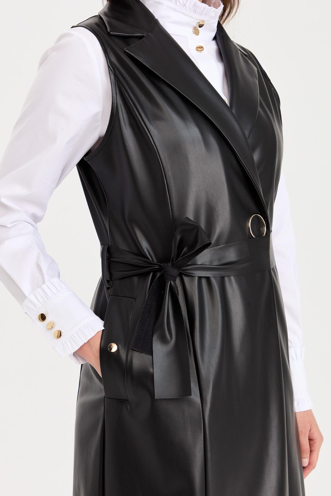 Halka Detaylı İçi Süet Kaplı Deri Yelek  Siyah