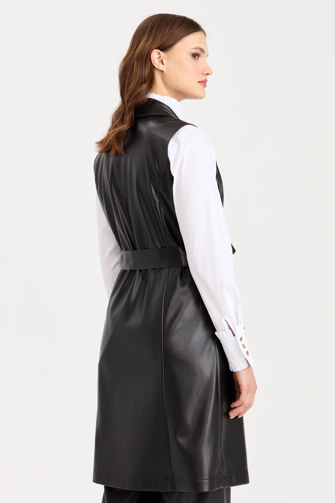 Halka Detaylı İçi Süet Kaplı Deri Yelek  Siyah