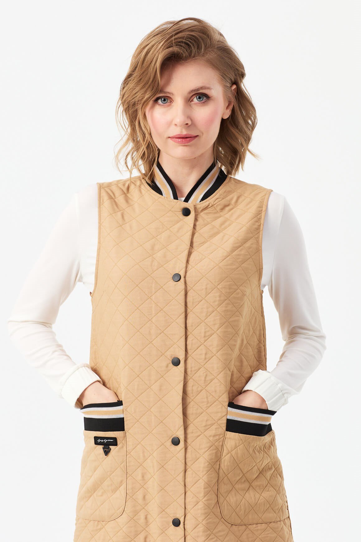 Kapitone Görünümlü Baharlık Yelek  Vizon