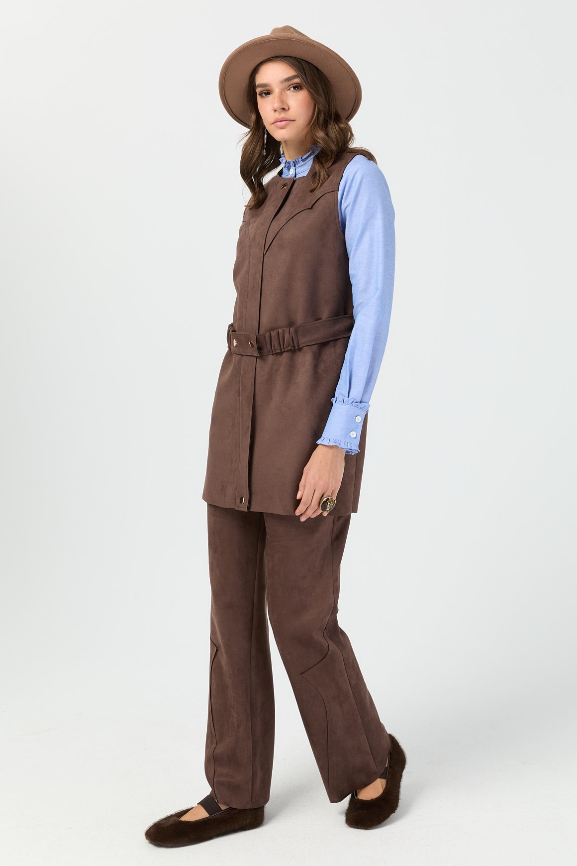 Kemer Detaylı Süet Yelek  Kahve