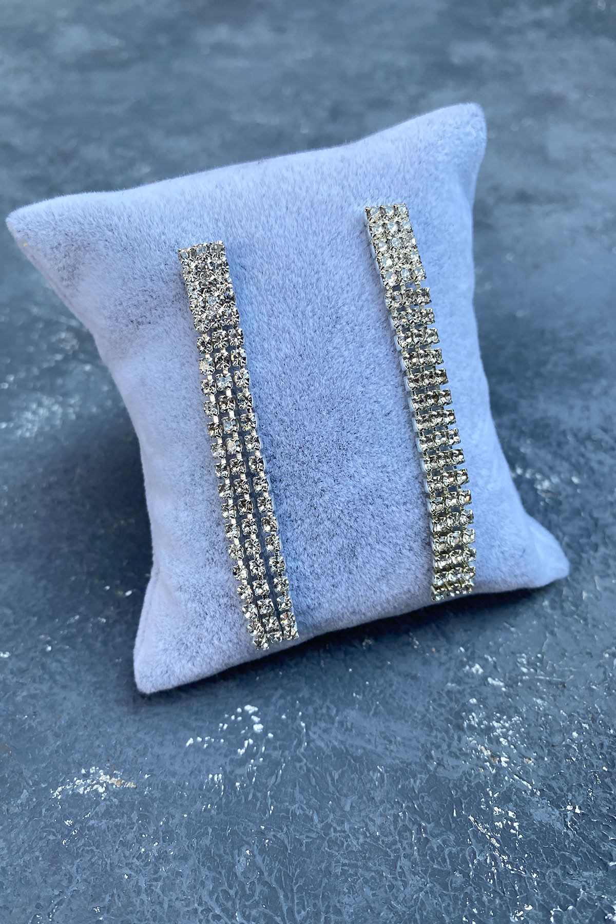 3 Sıra Sallantılı Abiye Küpe