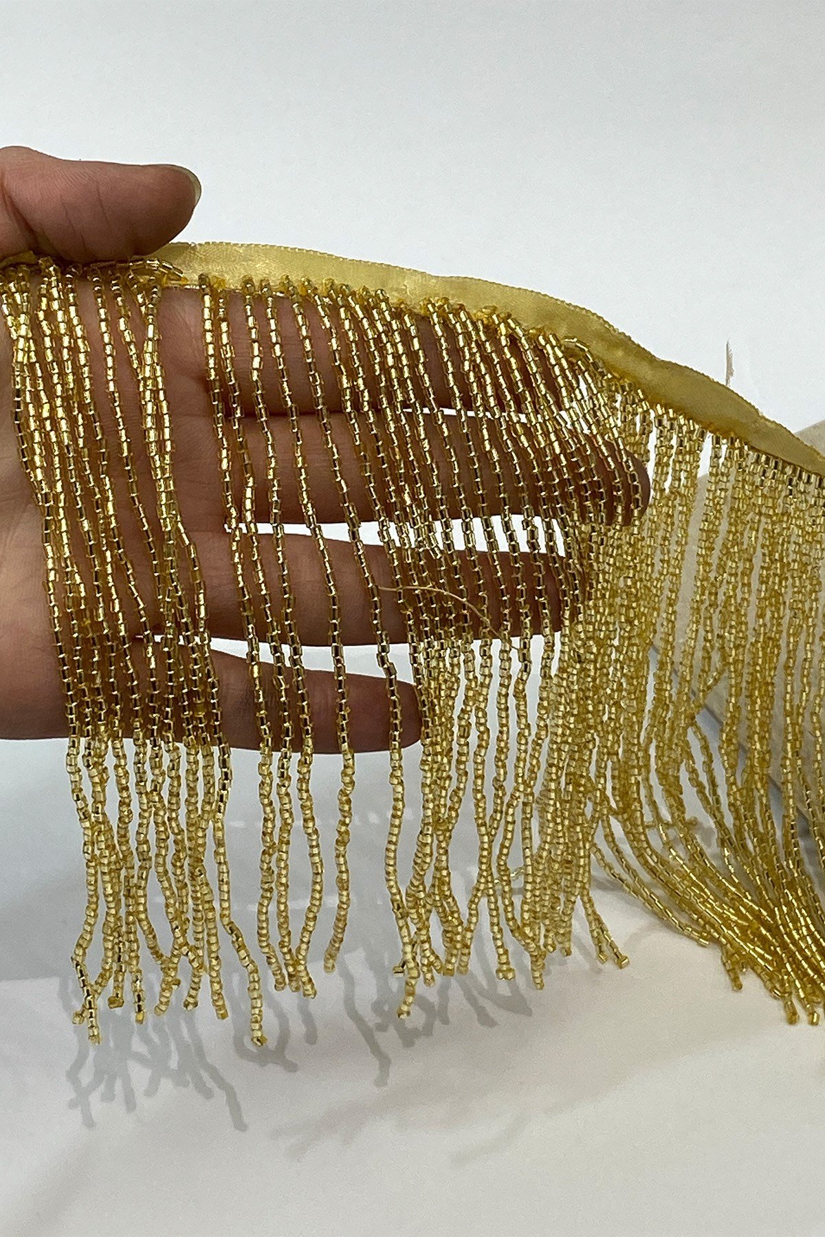 Altın Sarısı Boncuklu 15 cm Saçak Püskül