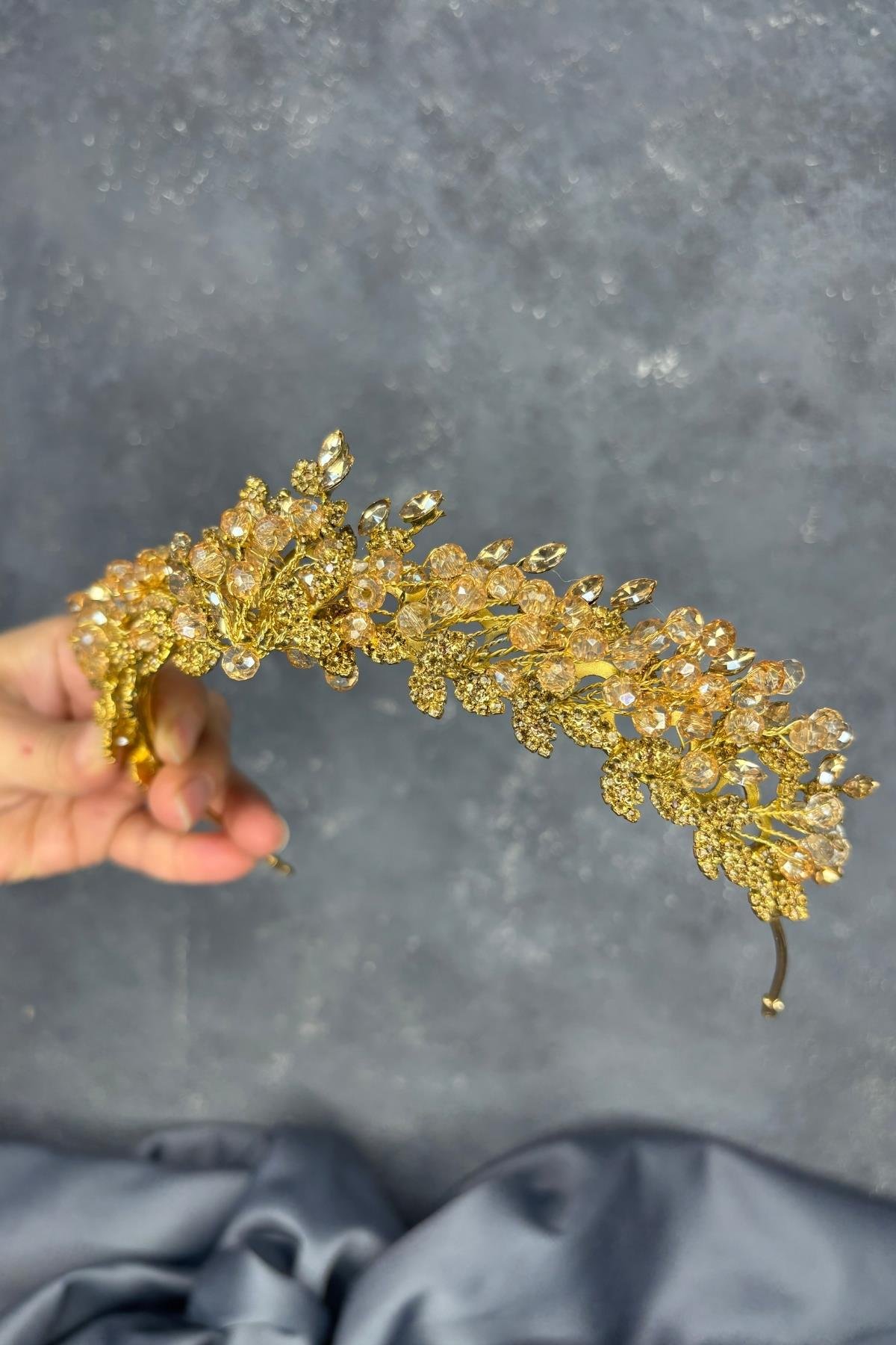 Bal Rengi Boncuk İşlemeli Duru Gelin Kına Tacı