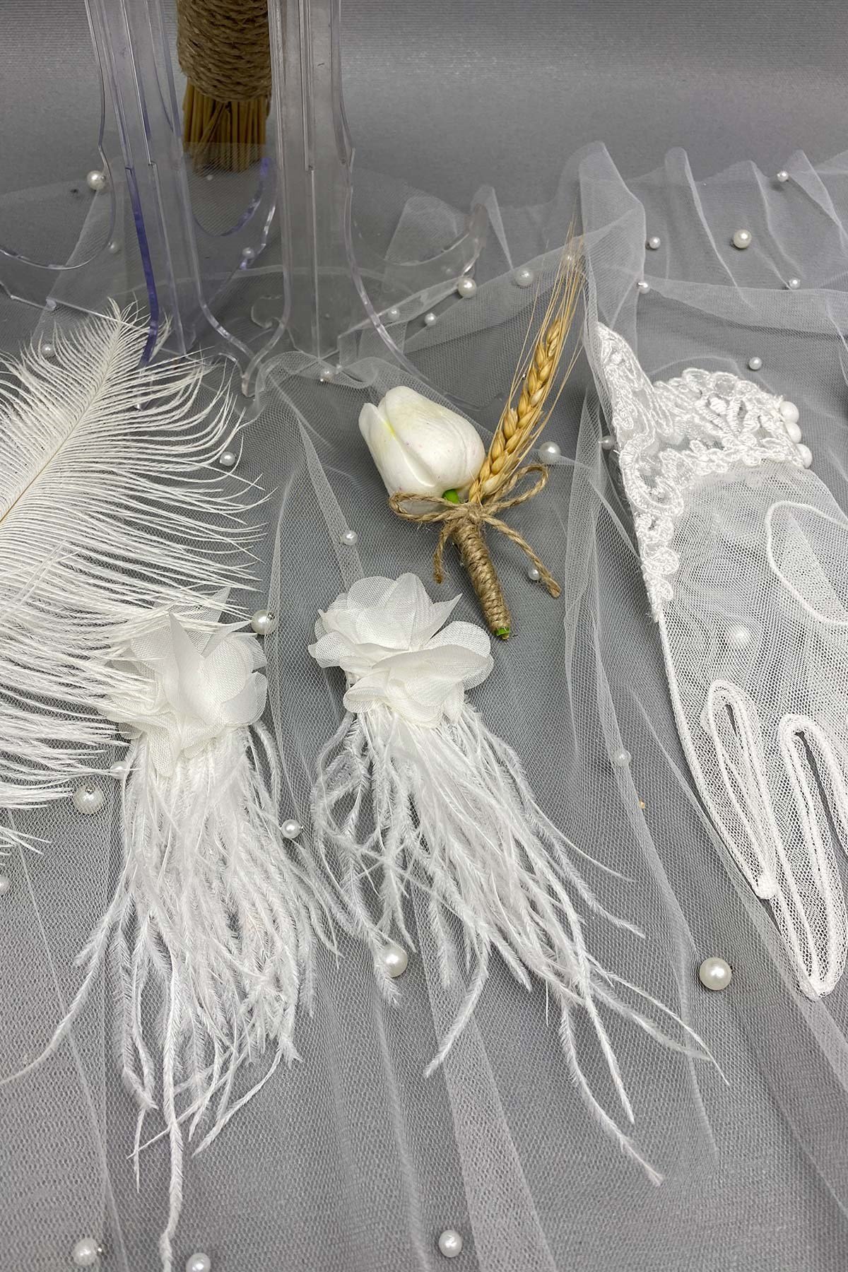 Başaklı Islak Laleli Gelin Buketi Nikah Şapkası ve Gelin Eldiveni Seti