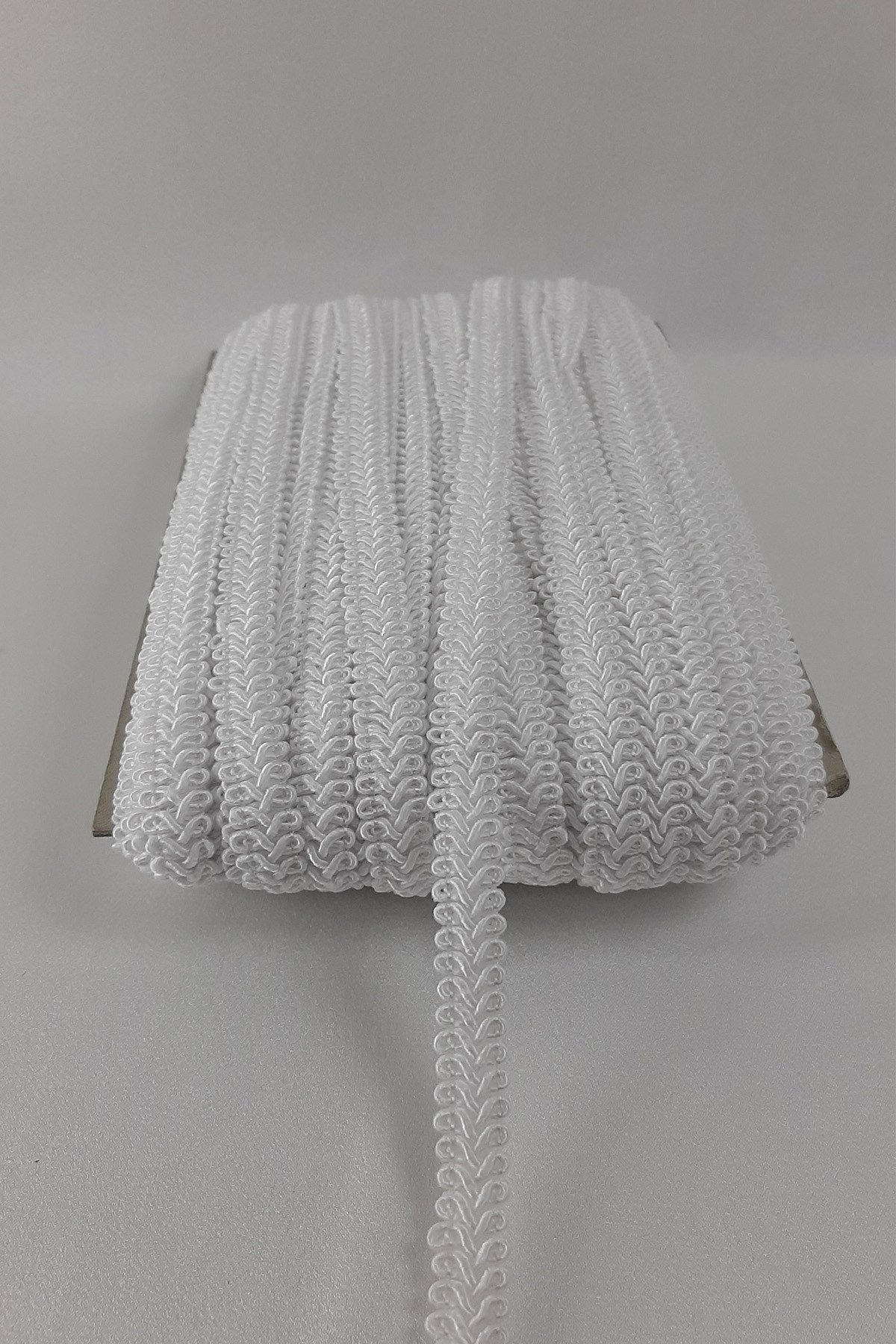 Beyaz  Dekoratif Şerit Su Taşı