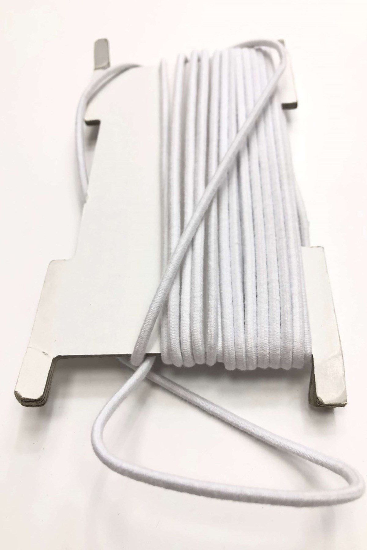 Beyaz Lastik  0,3 cm (1 mt )